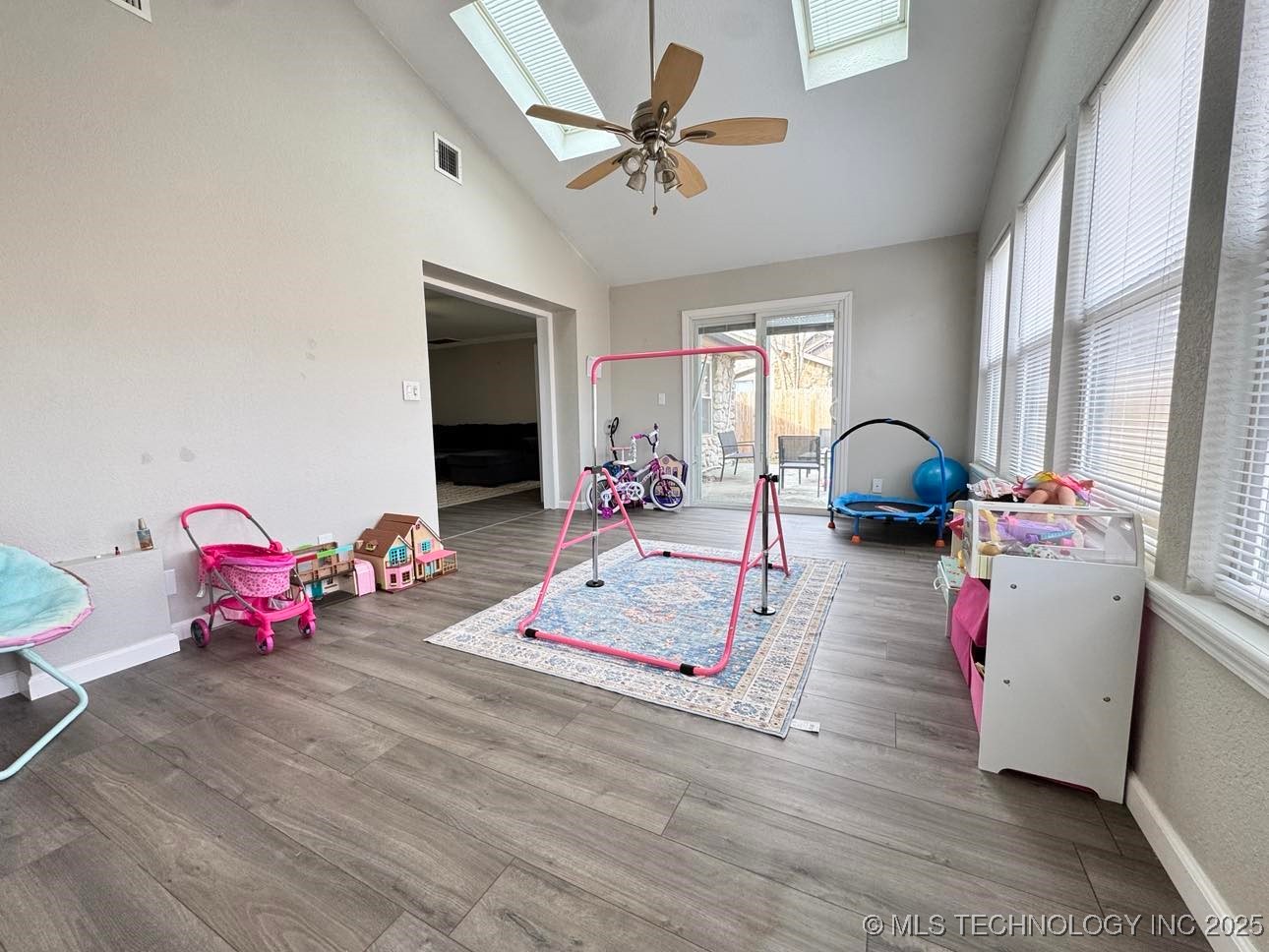 1221 S 28th Street Property Photo 26