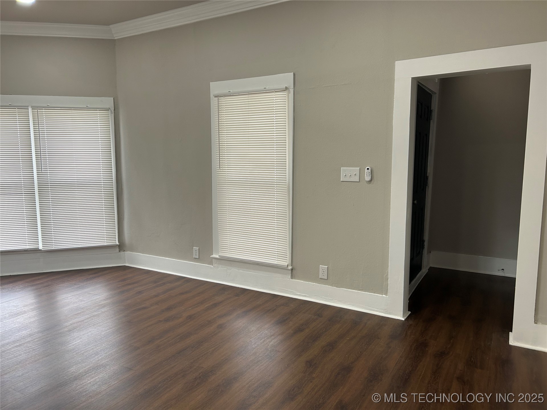 406 Creek Avenue Property Photo 6