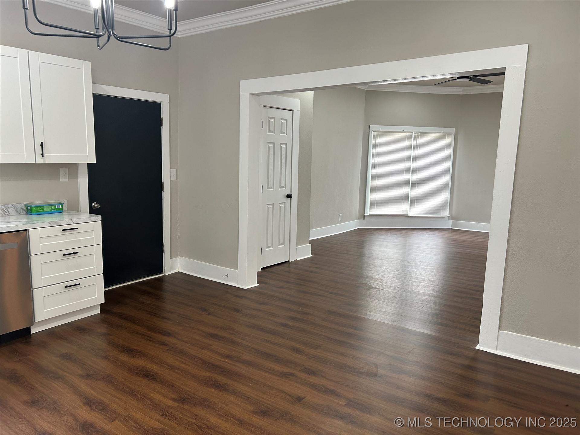 406 Creek Avenue Property Photo 10