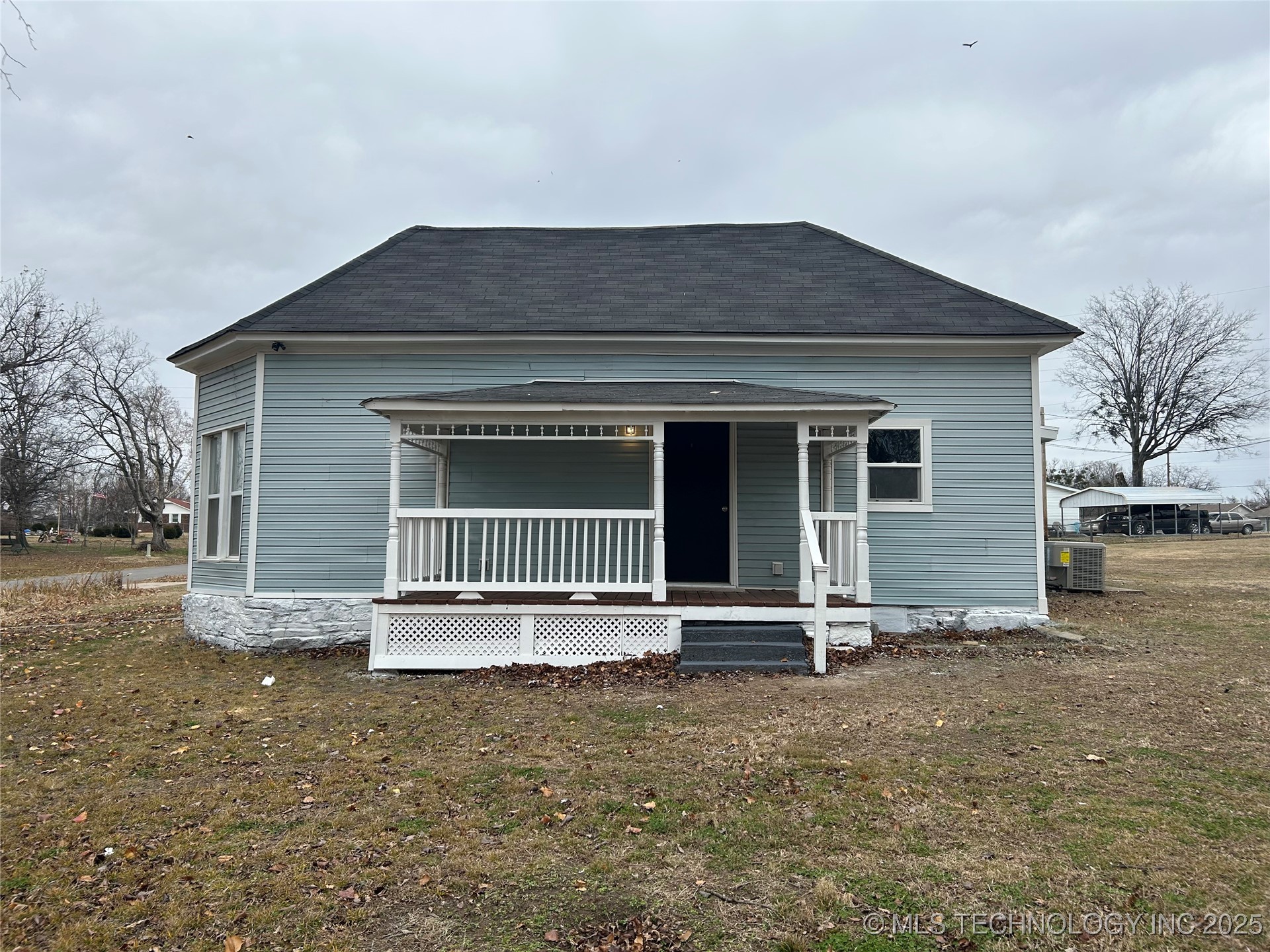 406 Creek Avenue Property Photo 20