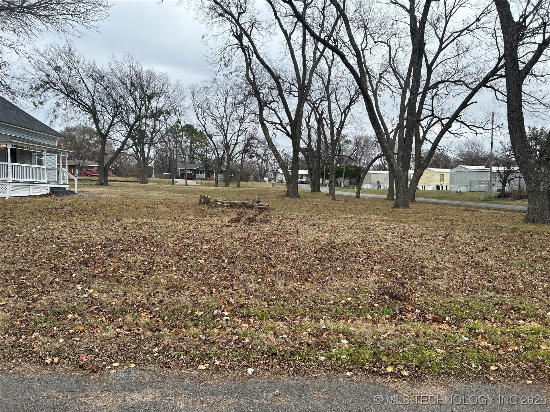 406 Creek Avenue Property Photo 25