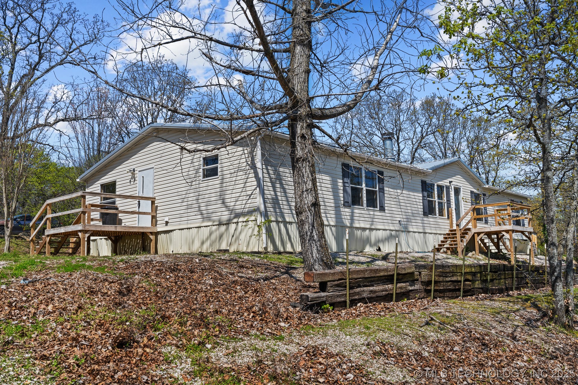 100989 S 4533 Road W Property Photo 4