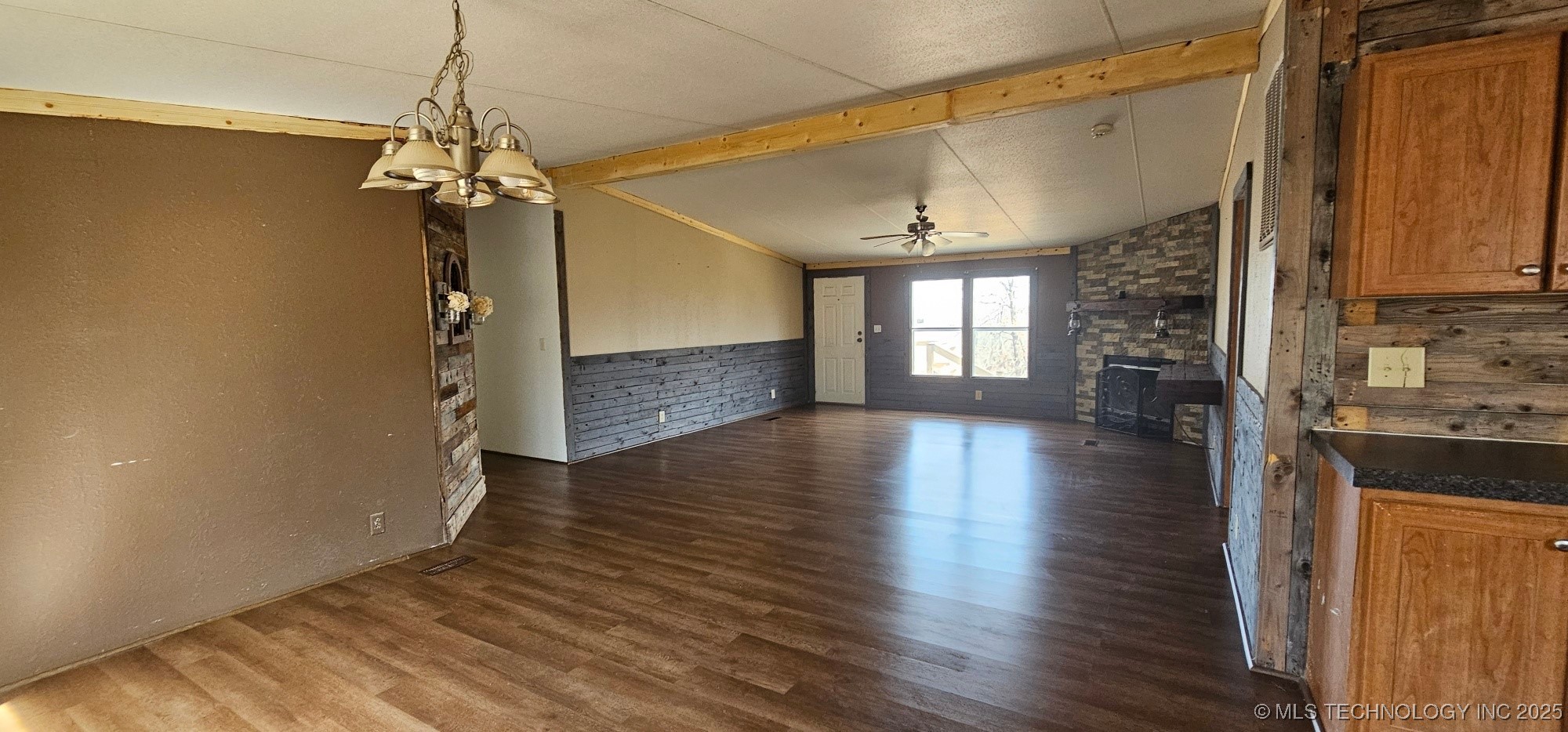 100989 S 4533 Road W Property Photo 10