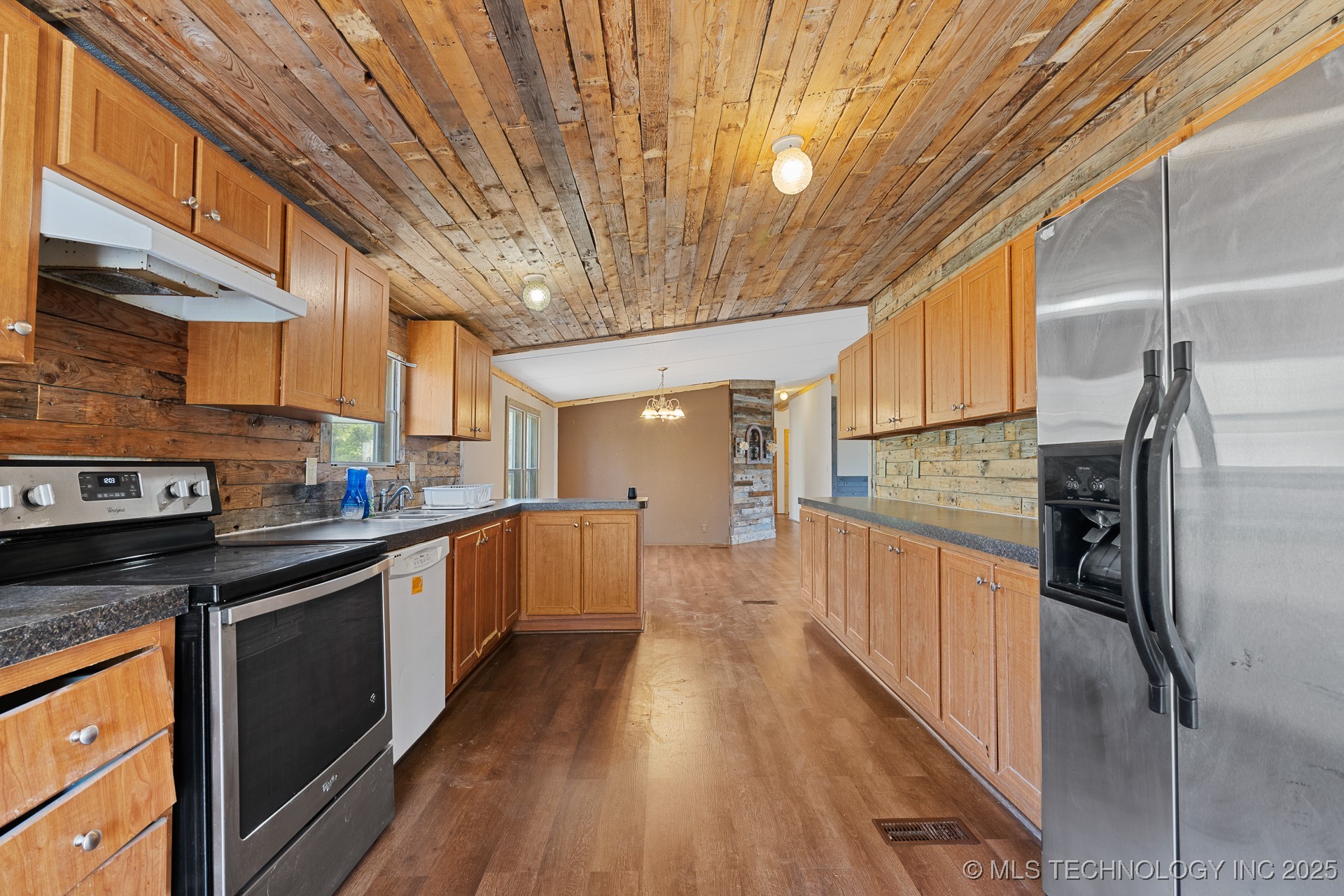 100989 S 4533 Road W Property Photo 13