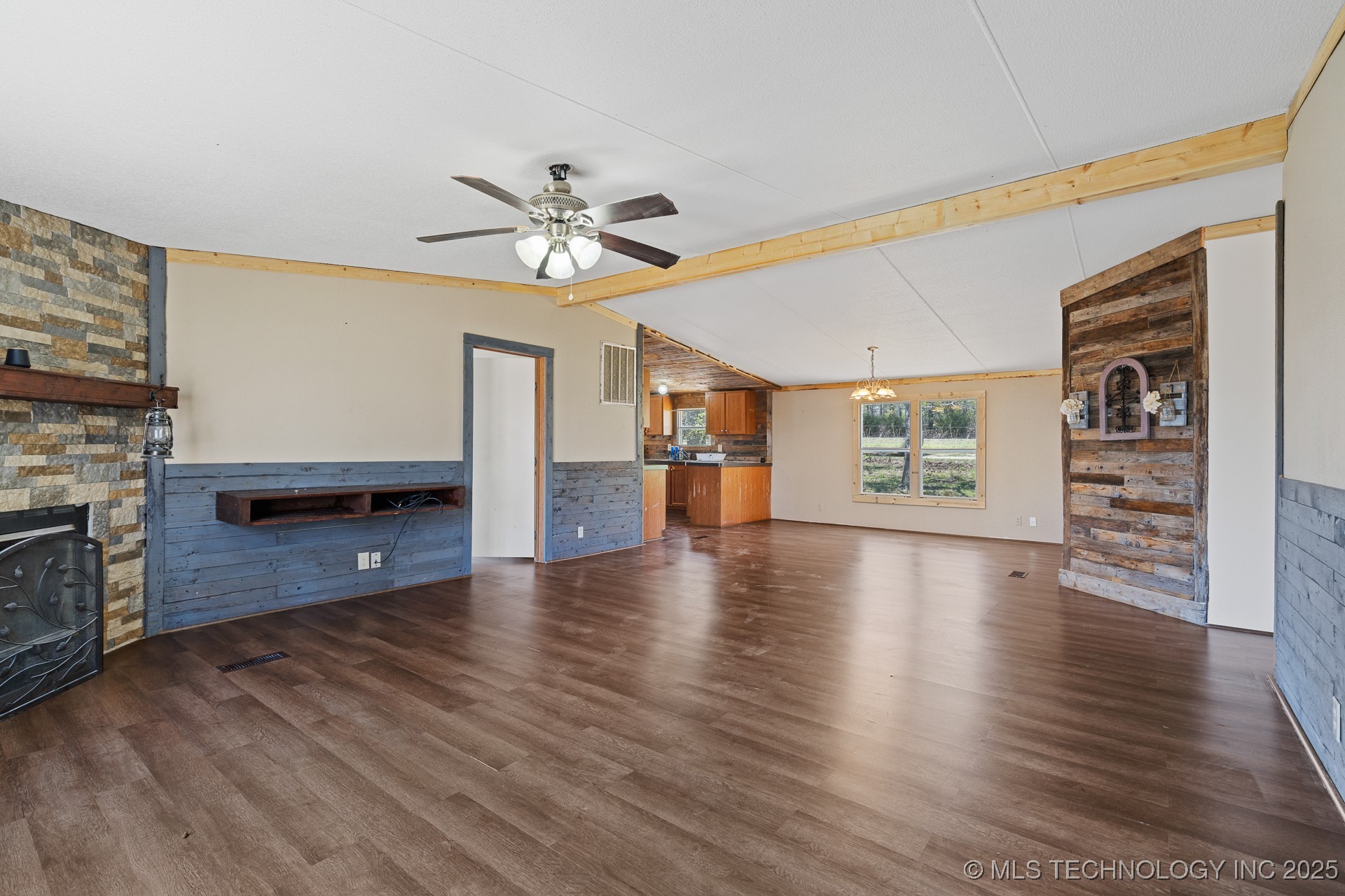 100989 S 4533 Road W Property Photo 19