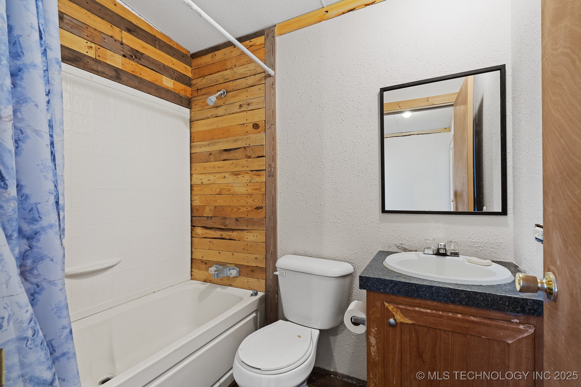 100989 S 4533 Road W Property Photo 24