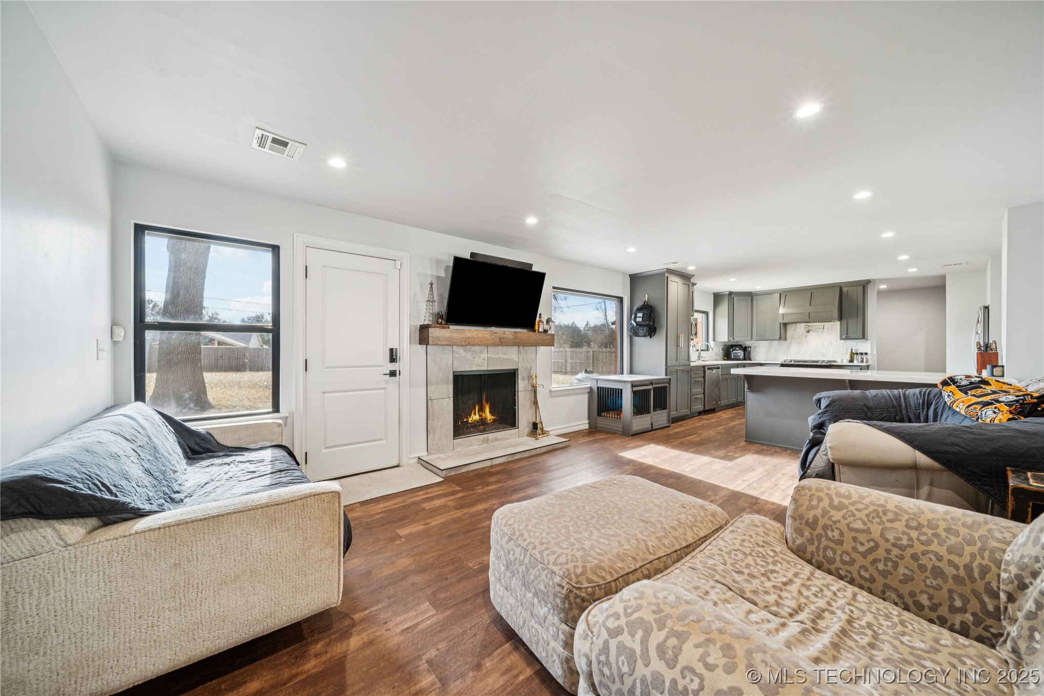 3822 E 56th Place Property Photo 17