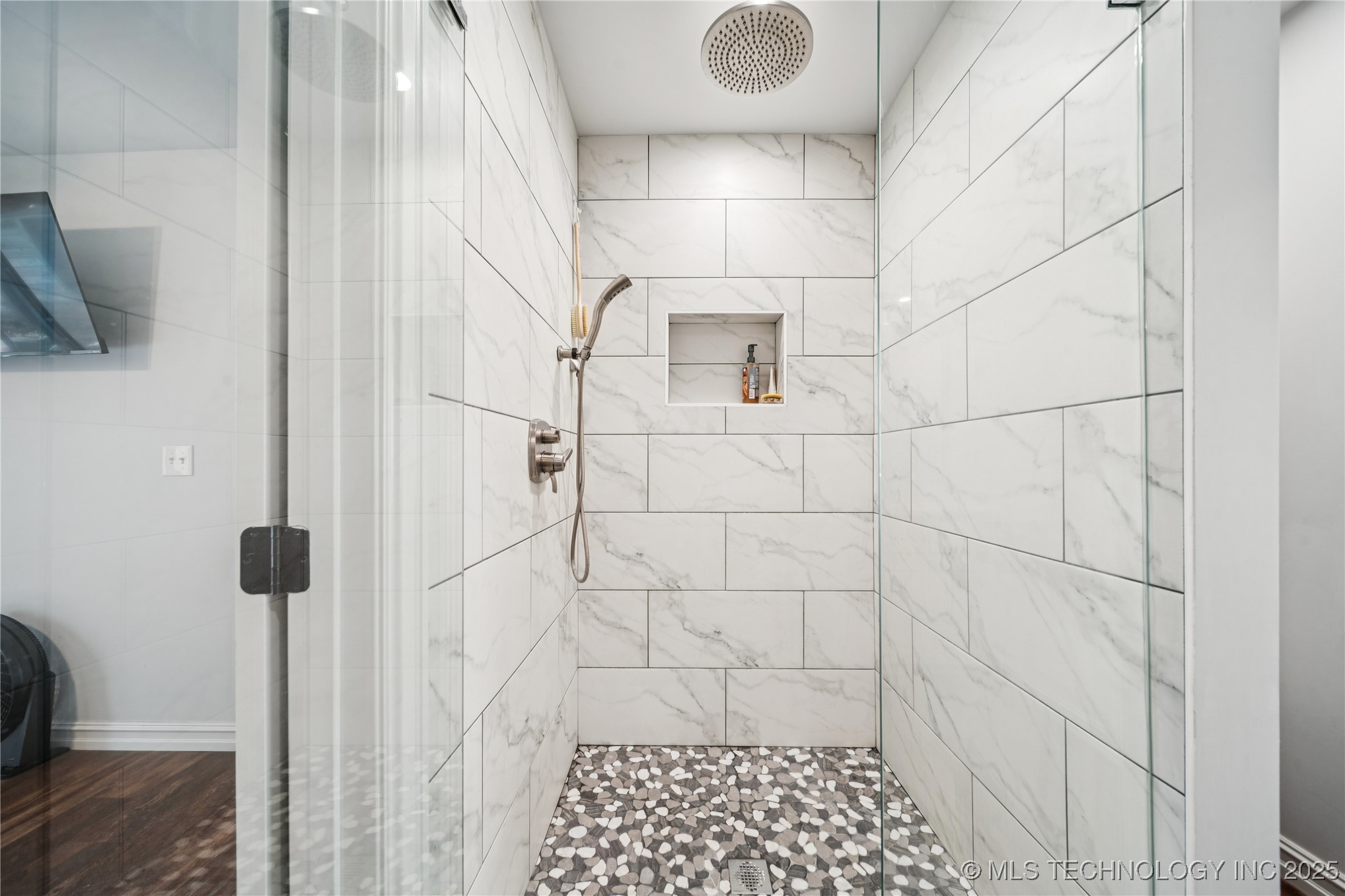 3822 E 56th Place Property Photo 24