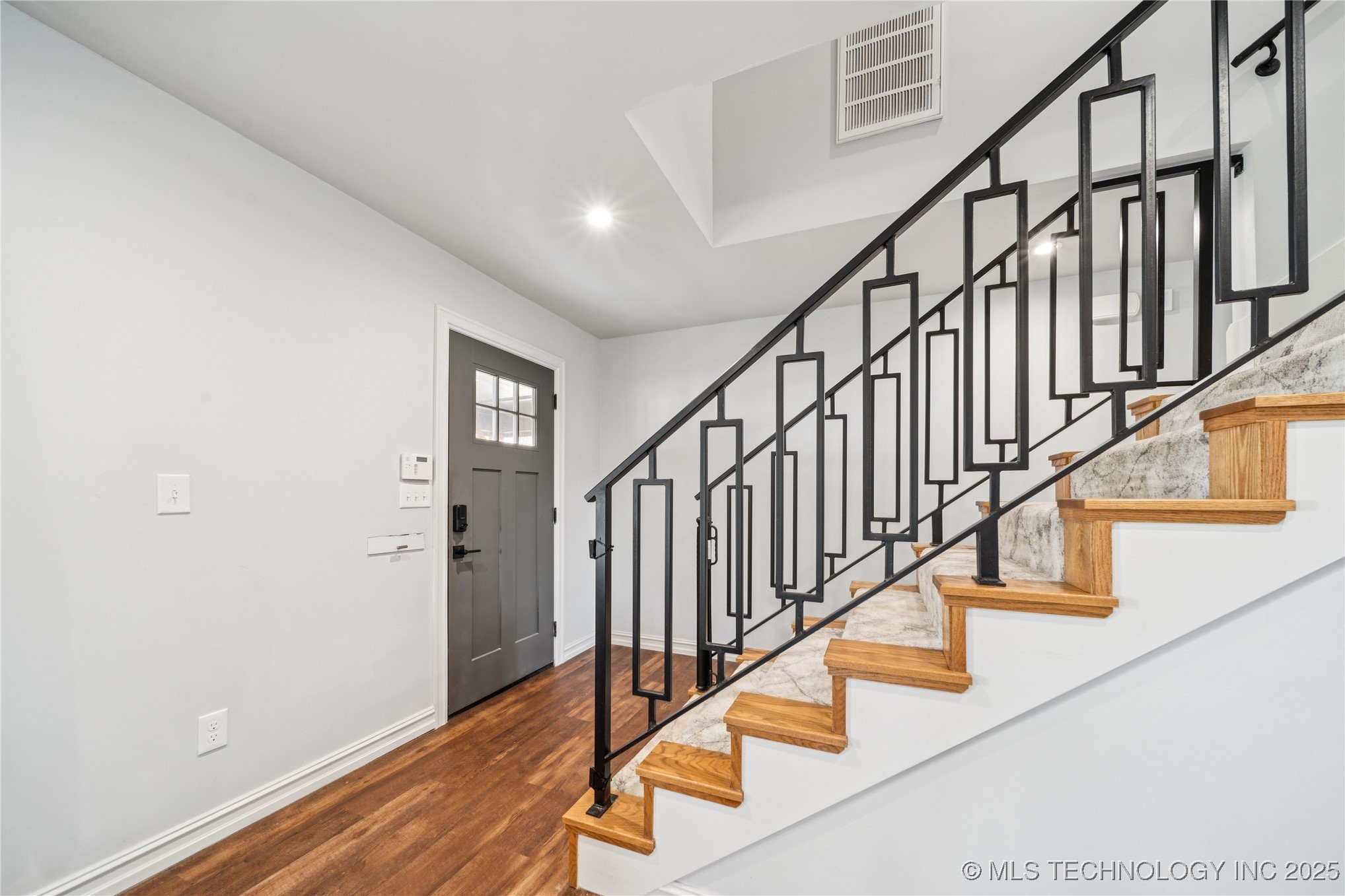 3822 E 56th Place Property Photo 26