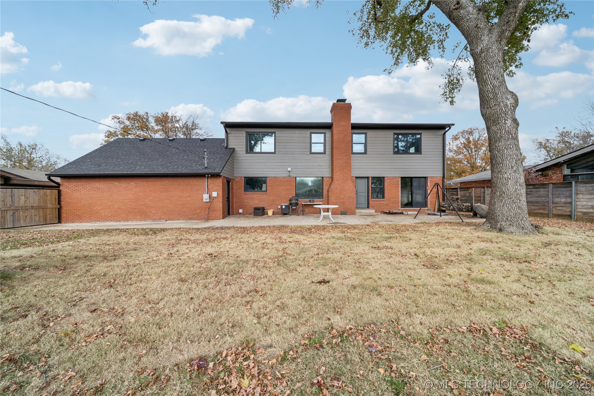 3822 E 56th Place Property Photo 41