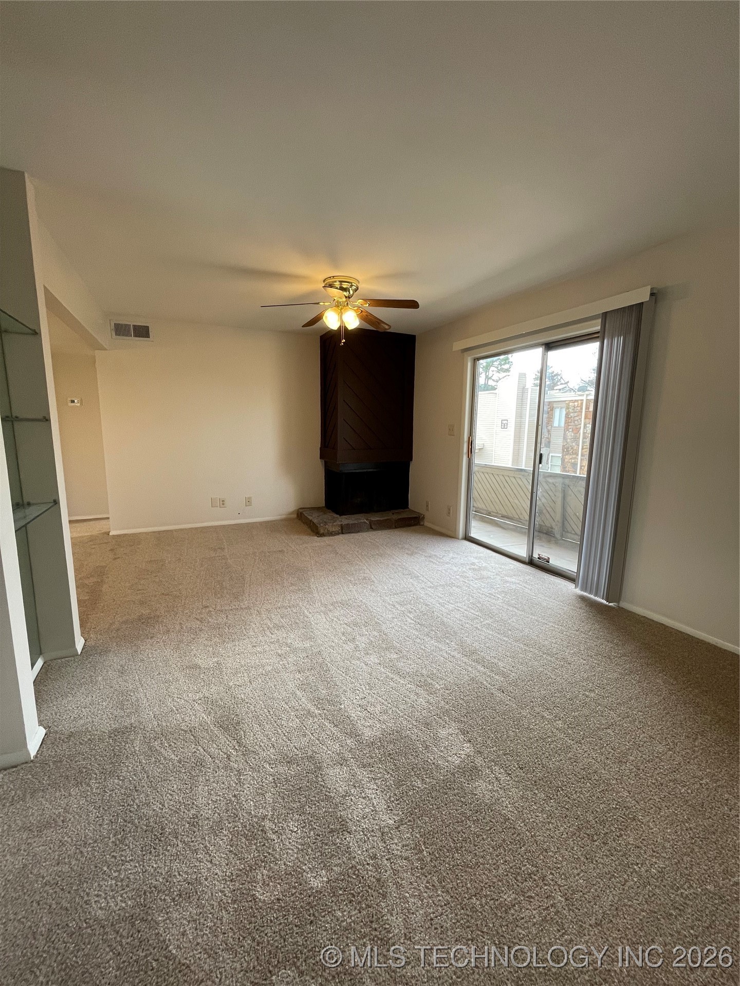 7333 S Yale Avenue 209 Property Photo 7