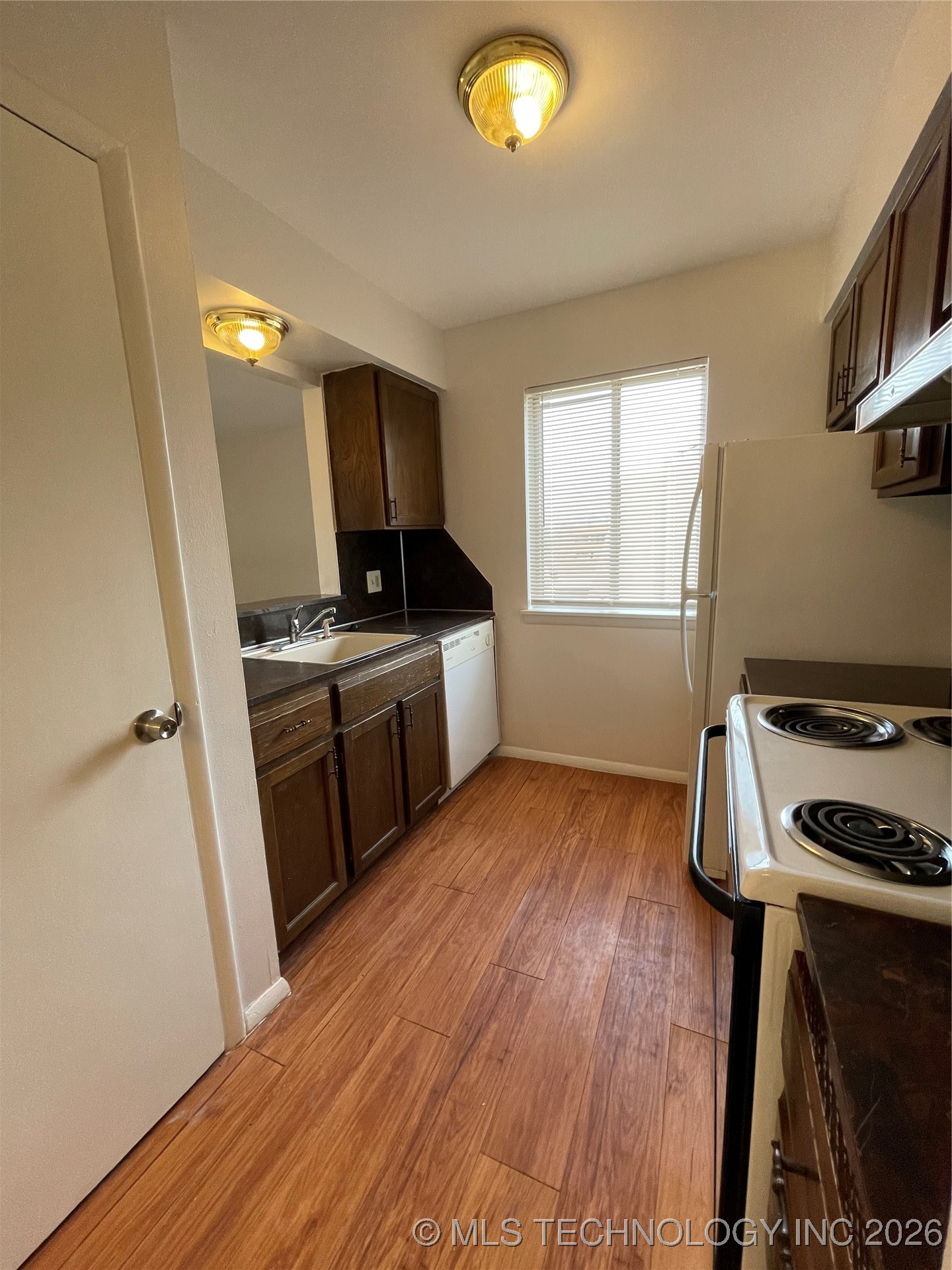 7333 S Yale Avenue 209 Property Photo 14