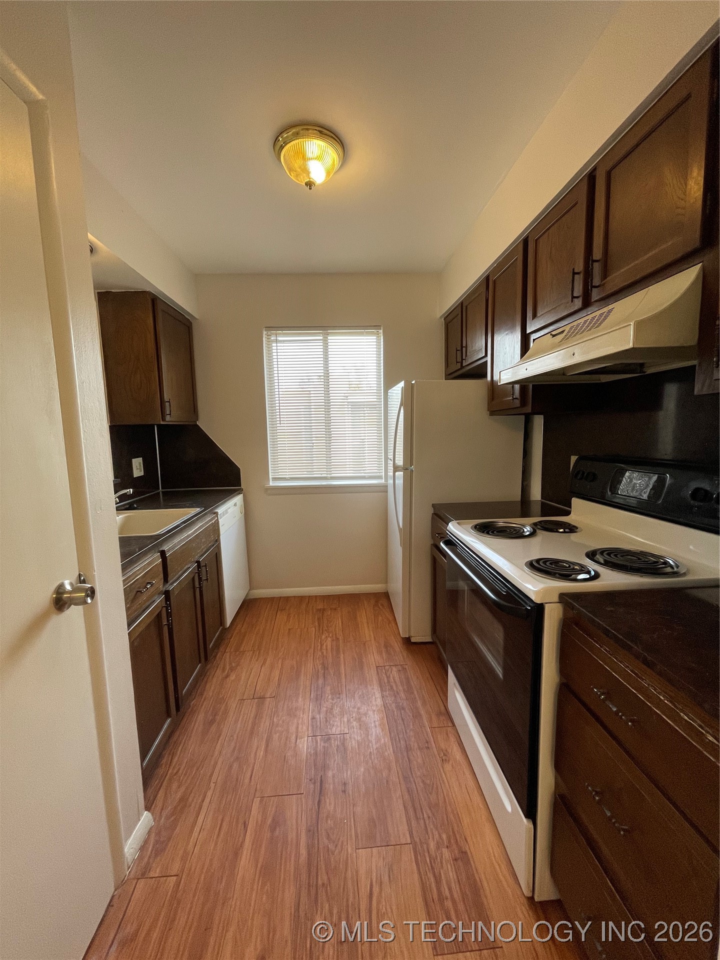 7333 S Yale Avenue 209 Property Photo 16