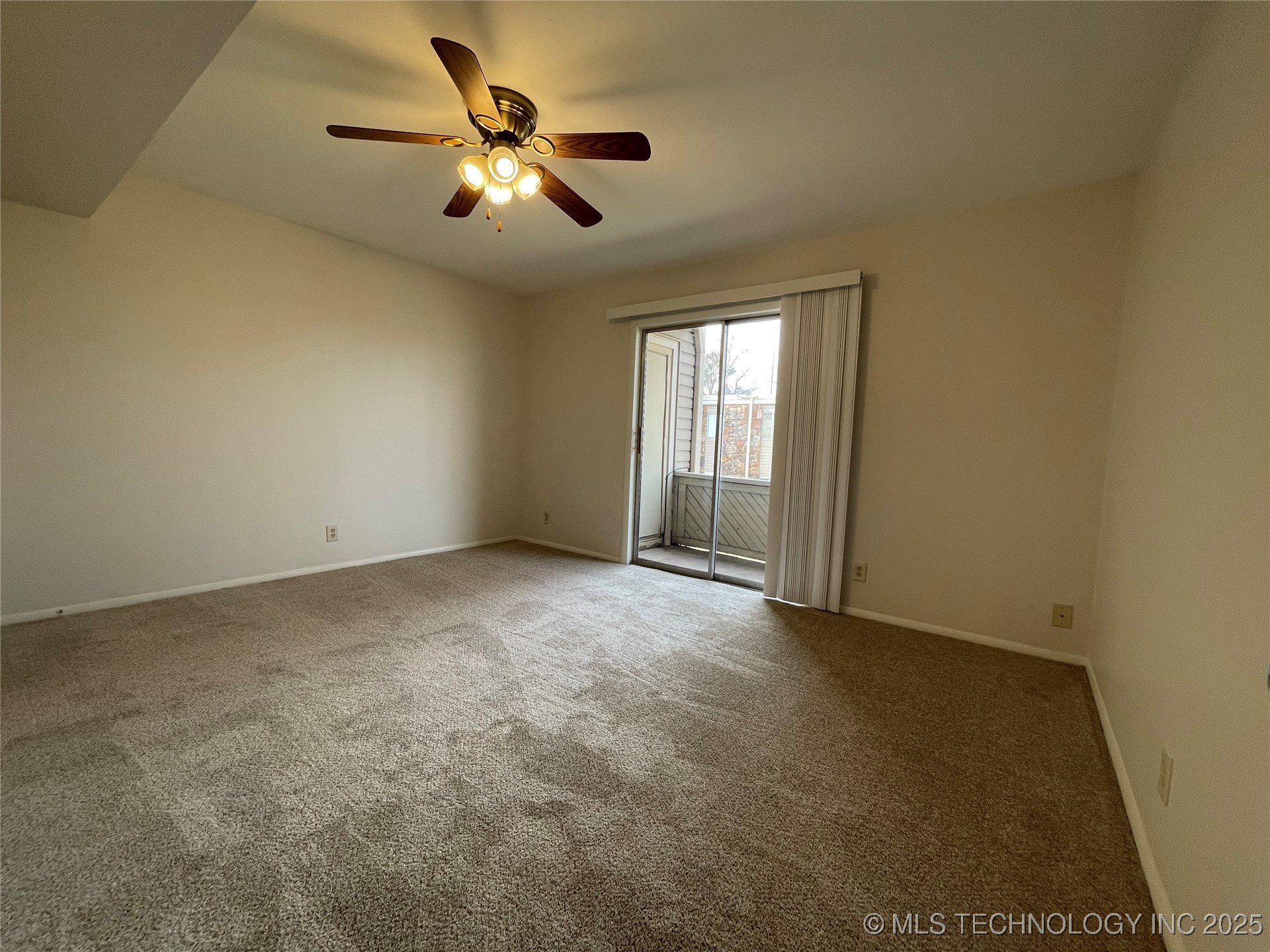 7333 S Yale Avenue 209 Property Photo 20