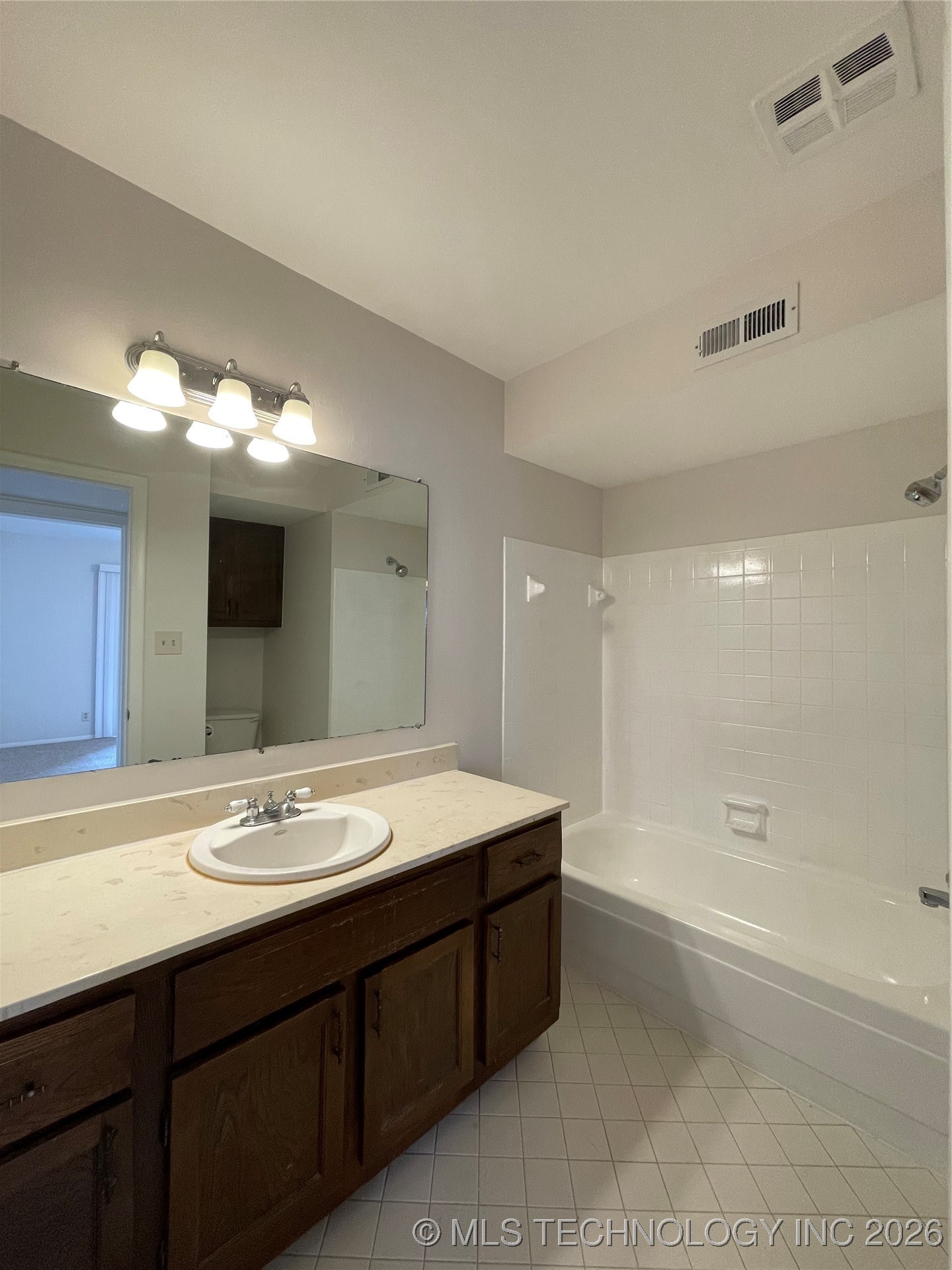 7333 S Yale Avenue 209 Property Photo 23