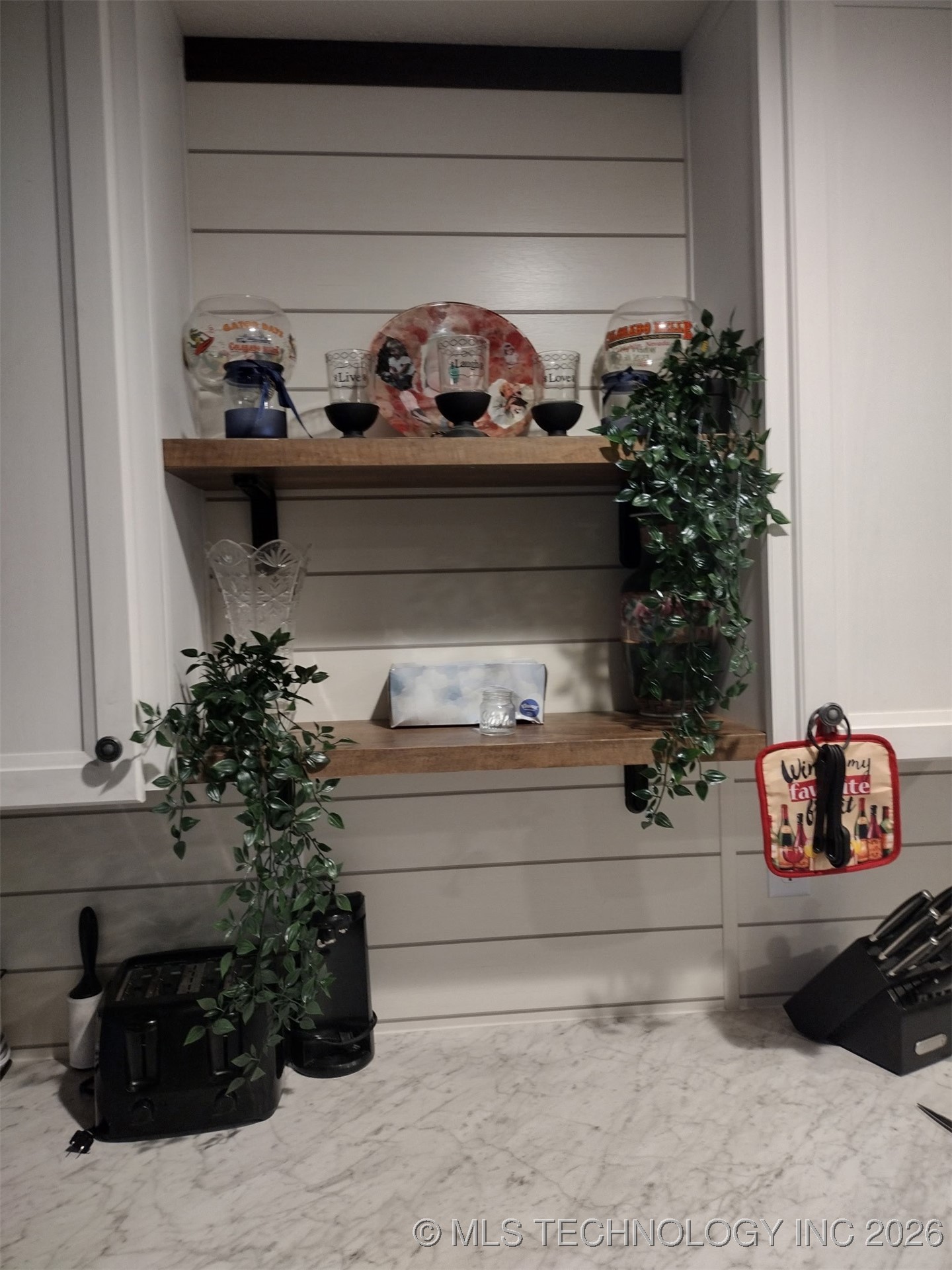 7977 Leavenworth Property Photo 31