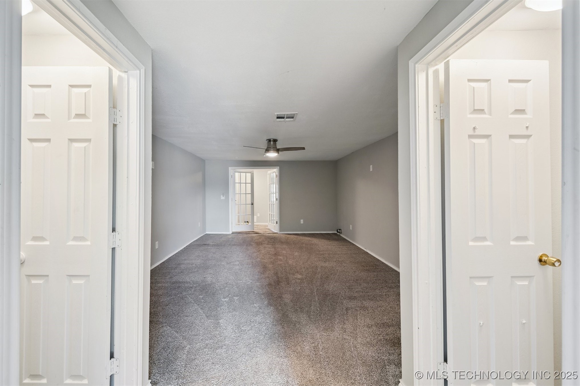 14507 S 49th West Avenue Property Photo 9