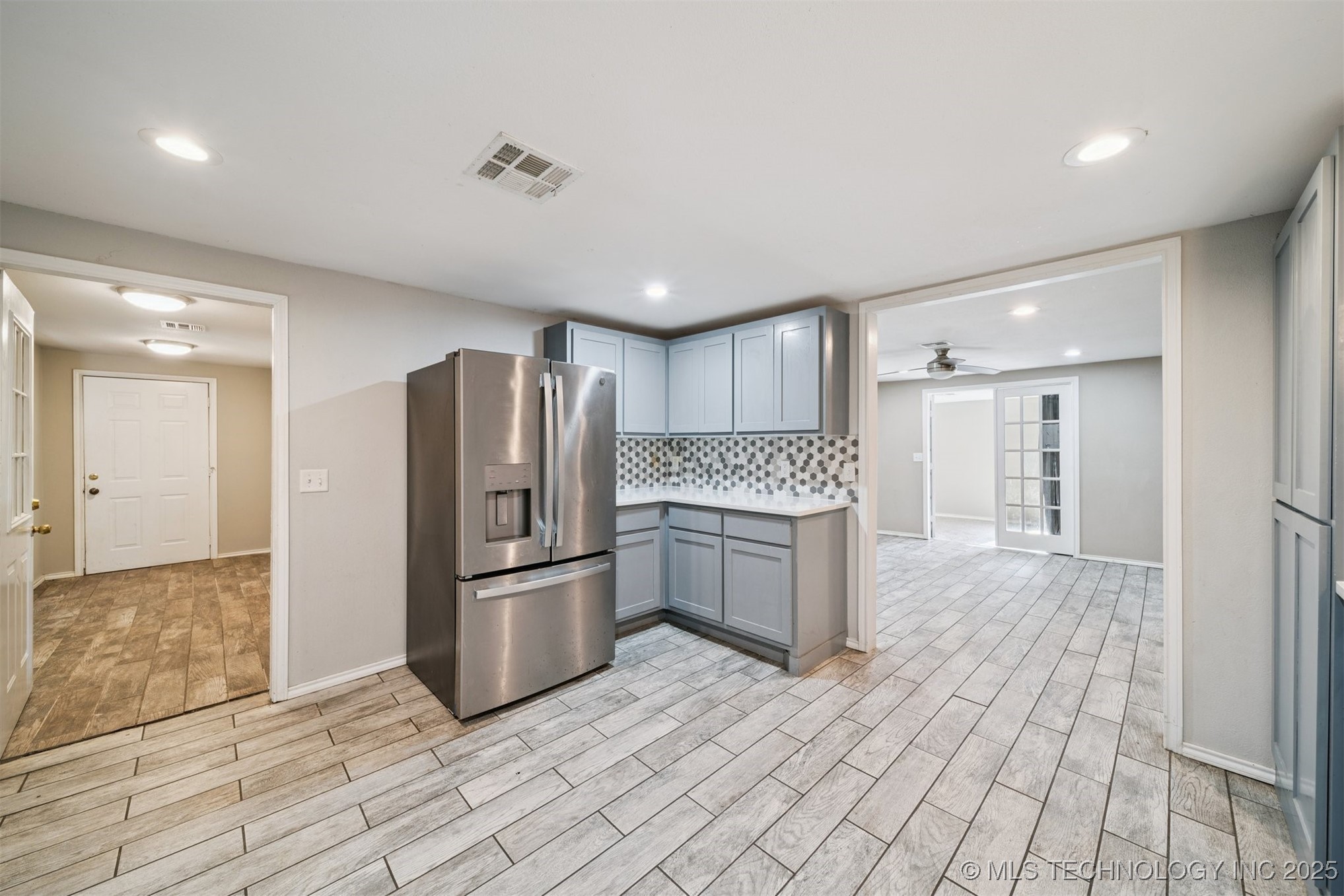 14507 S 49th West Avenue Property Photo 19