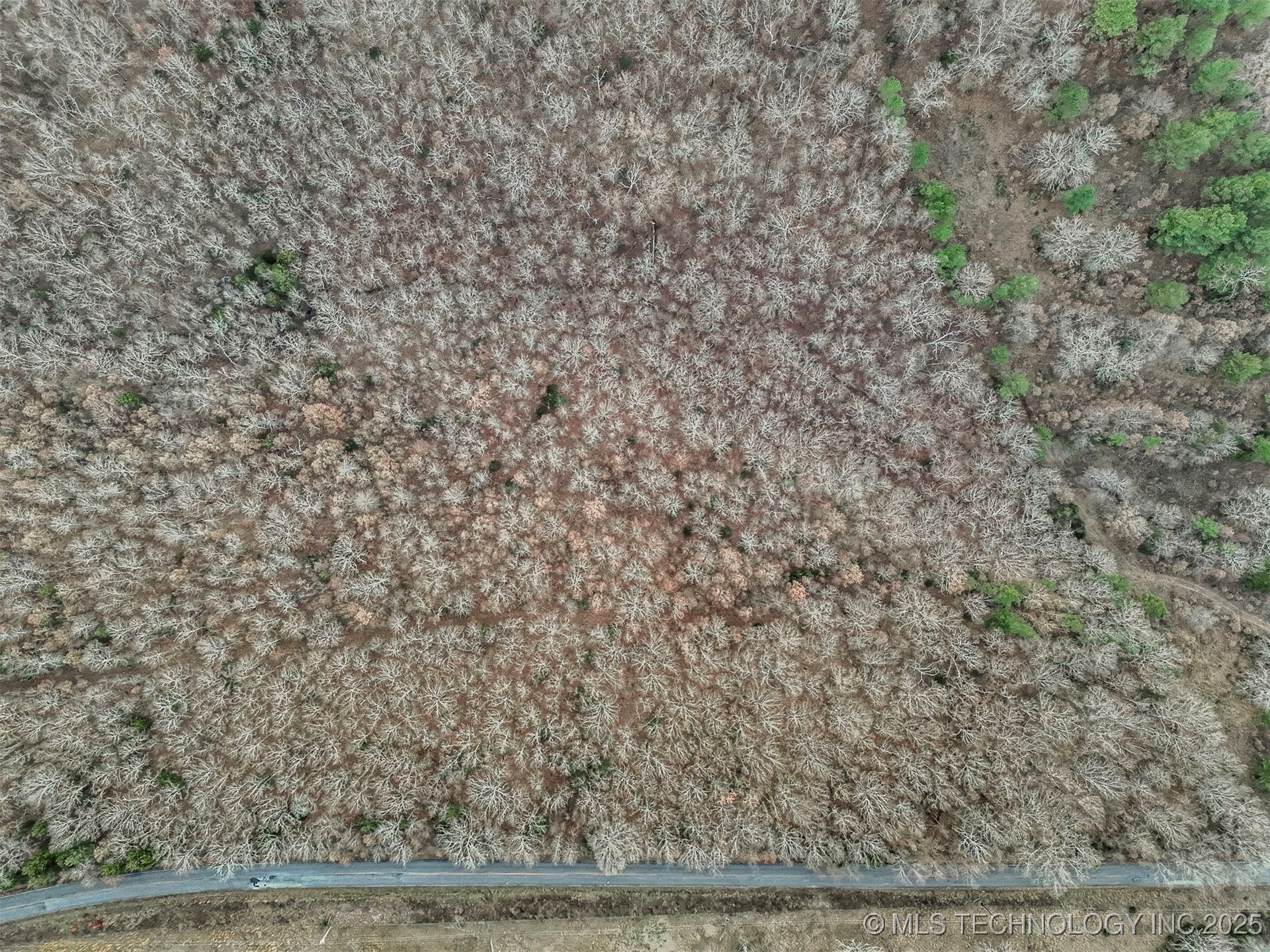 E 940 Road Property Photo 11