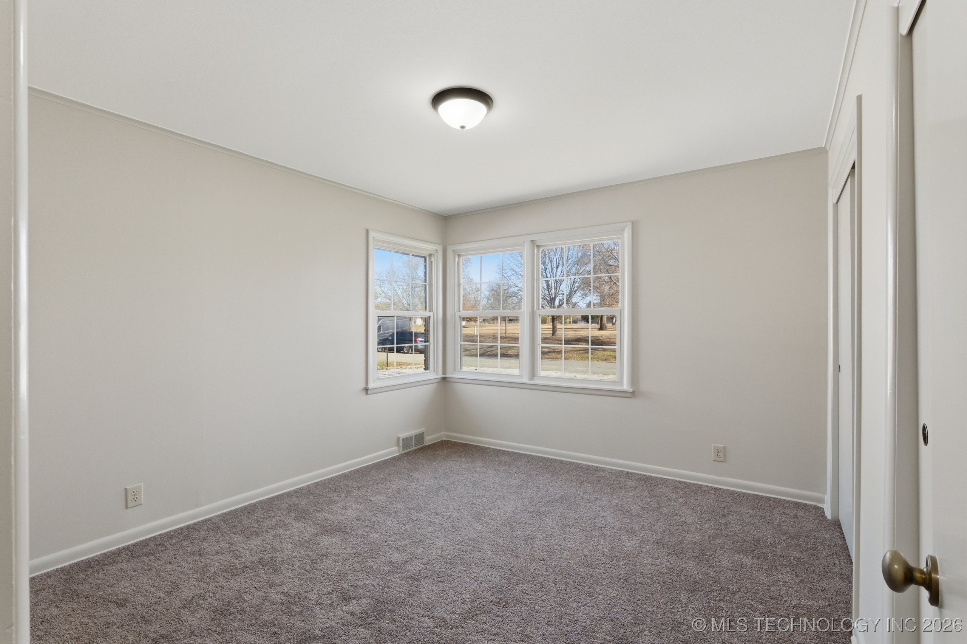 450 S 93rd East Avenue Property Photo 12