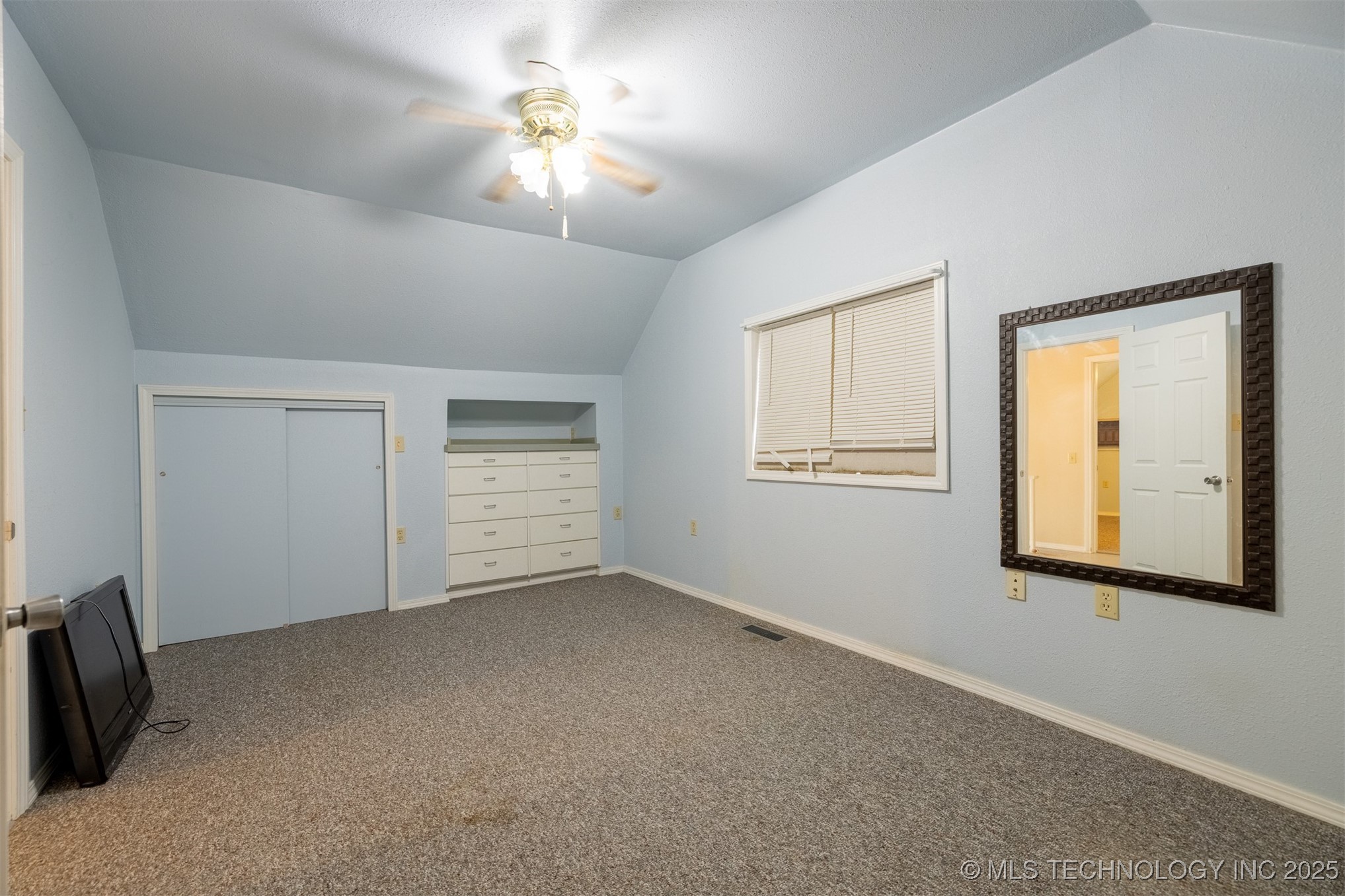 901 S Florida Avenue Property Photo 3