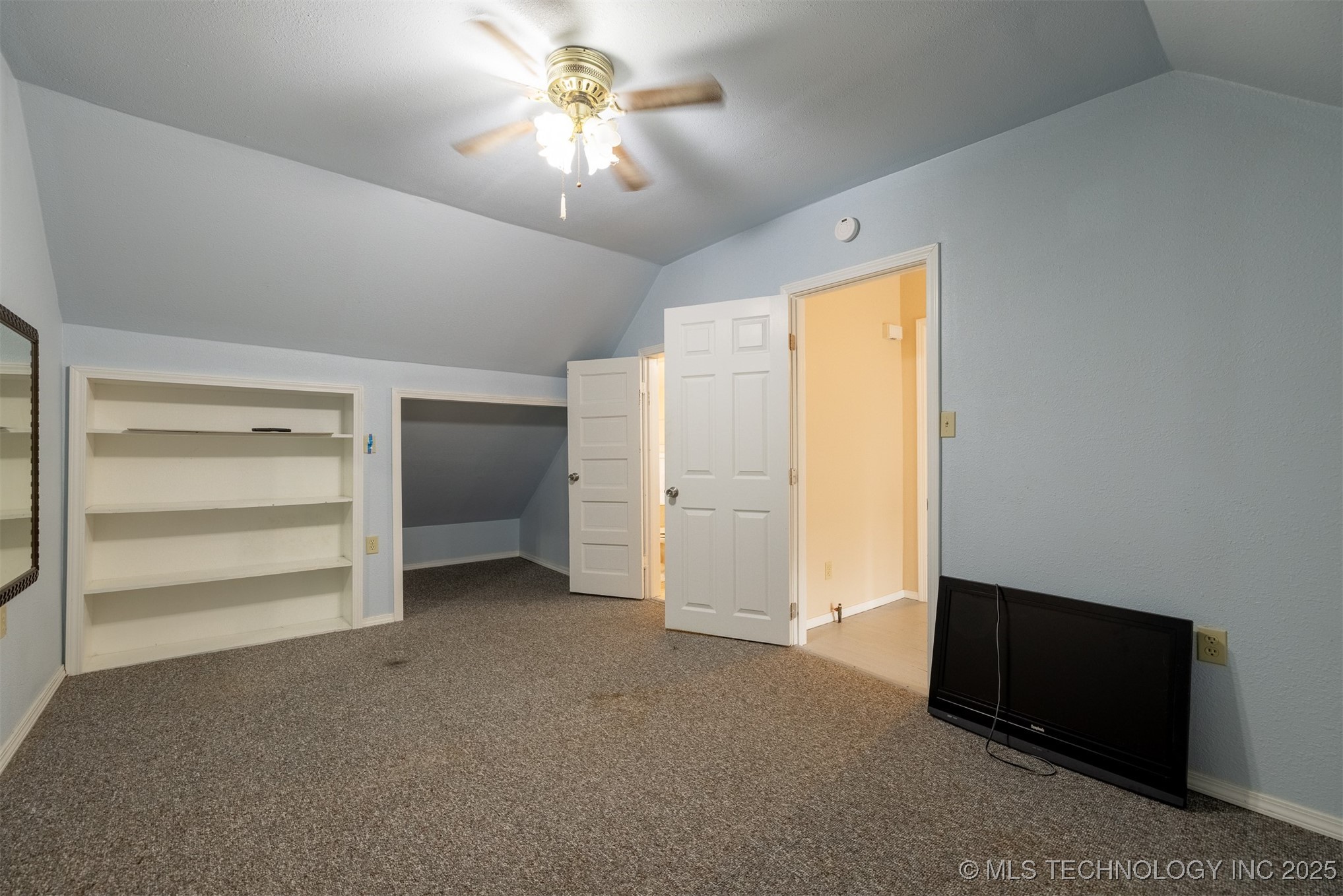 901 S Florida Avenue Property Photo 5