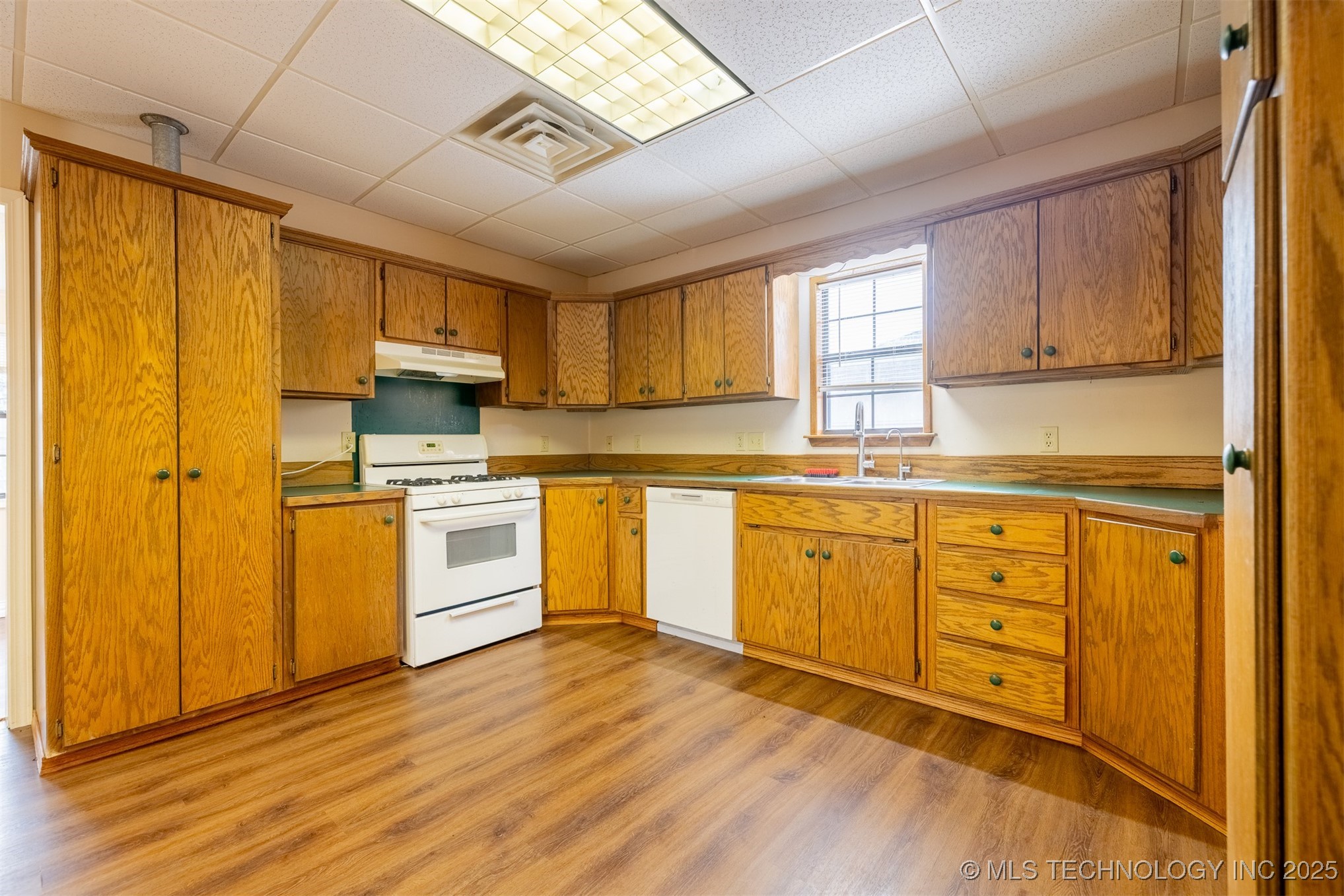 901 S Florida Avenue Property Photo 19