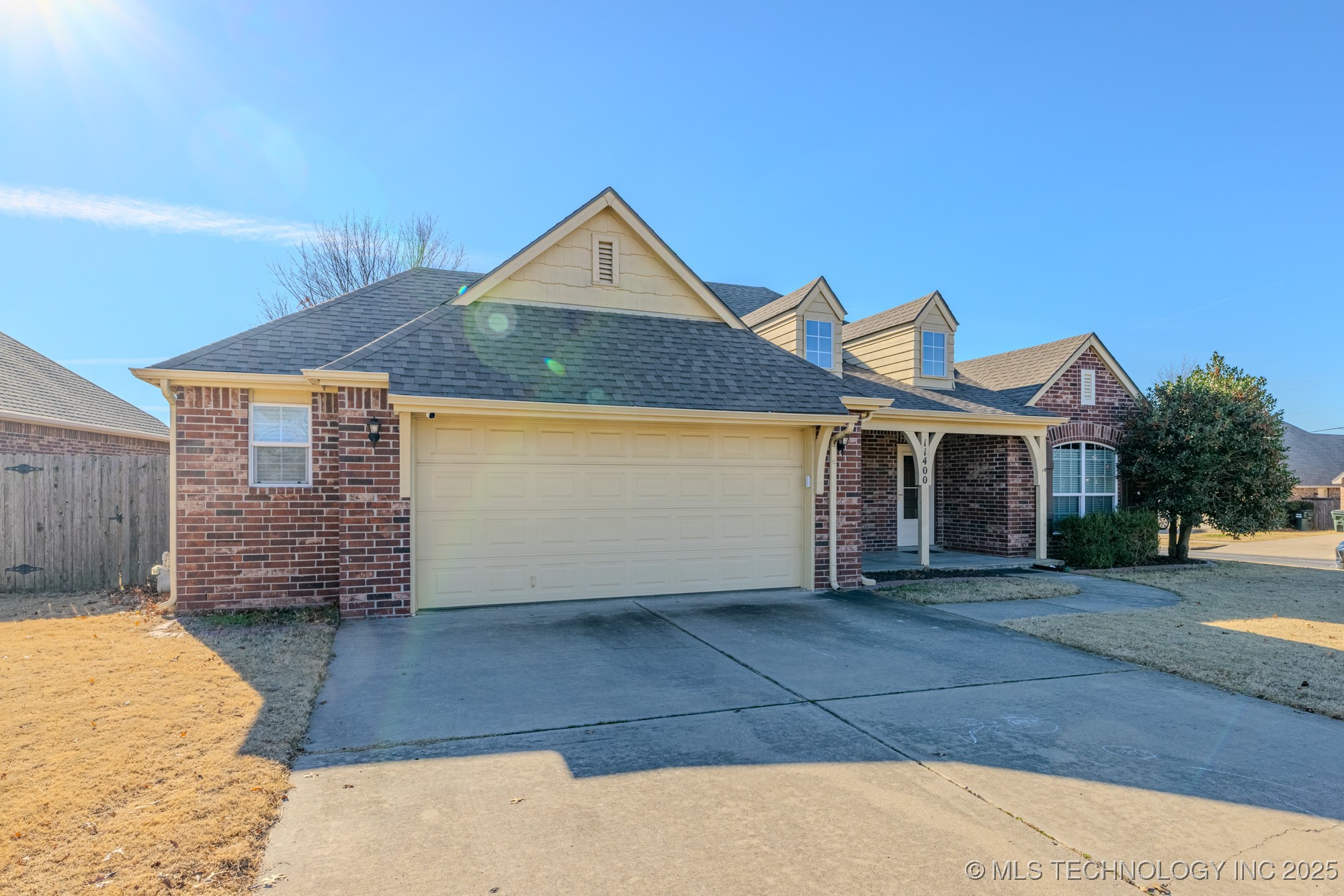 11400 E 102nd Street North Property Photo 2