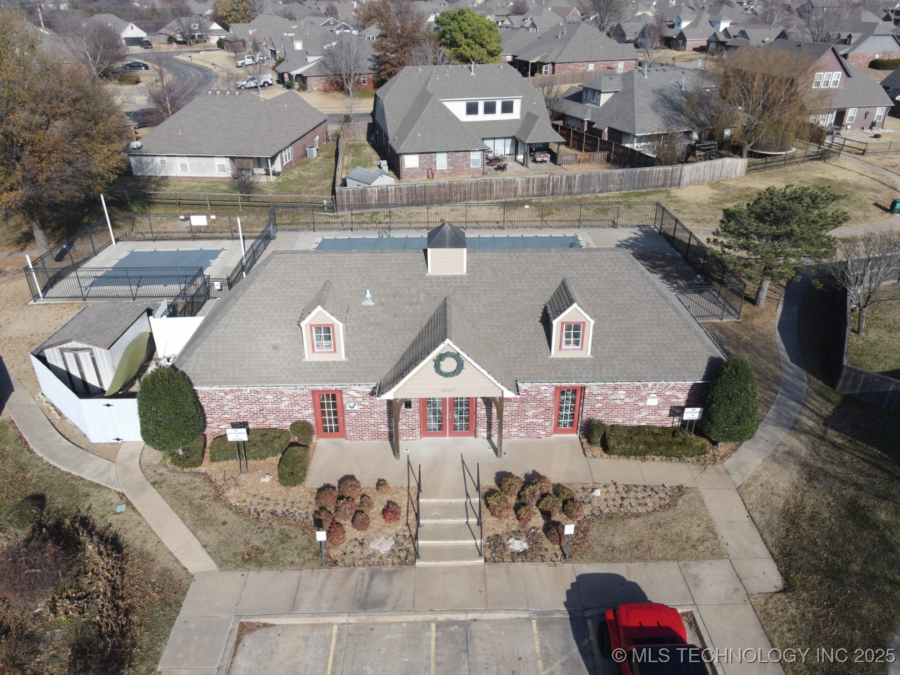 11400 E 102nd Street North Property Photo 51