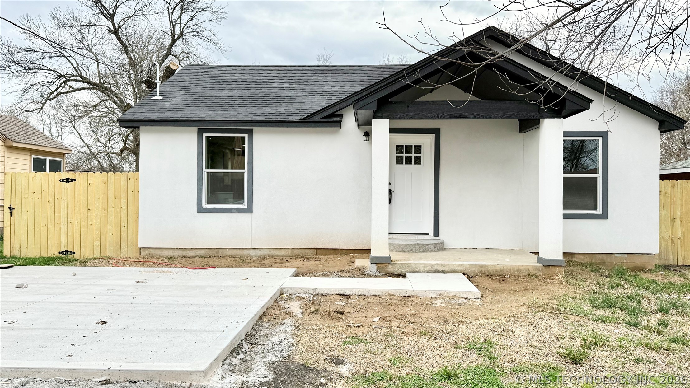 26 W Ash Place Property Photo 2