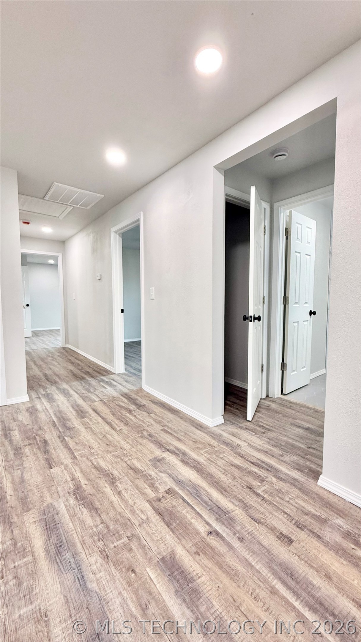 26 W Ash Place Property Photo 8