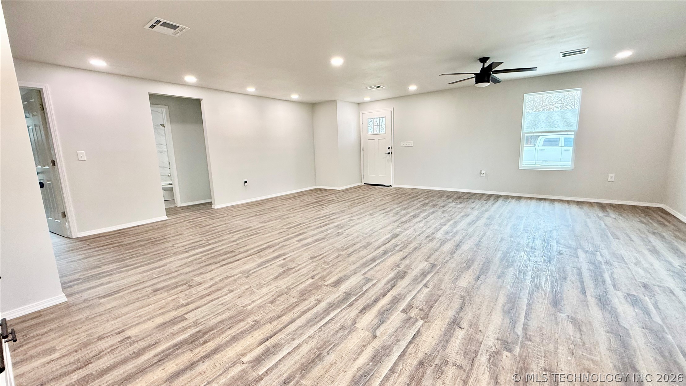 26 W Ash Place Property Photo 9