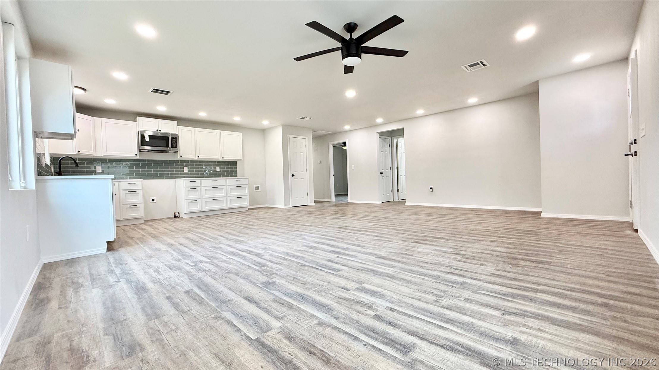 26 W Ash Place Property Photo 12