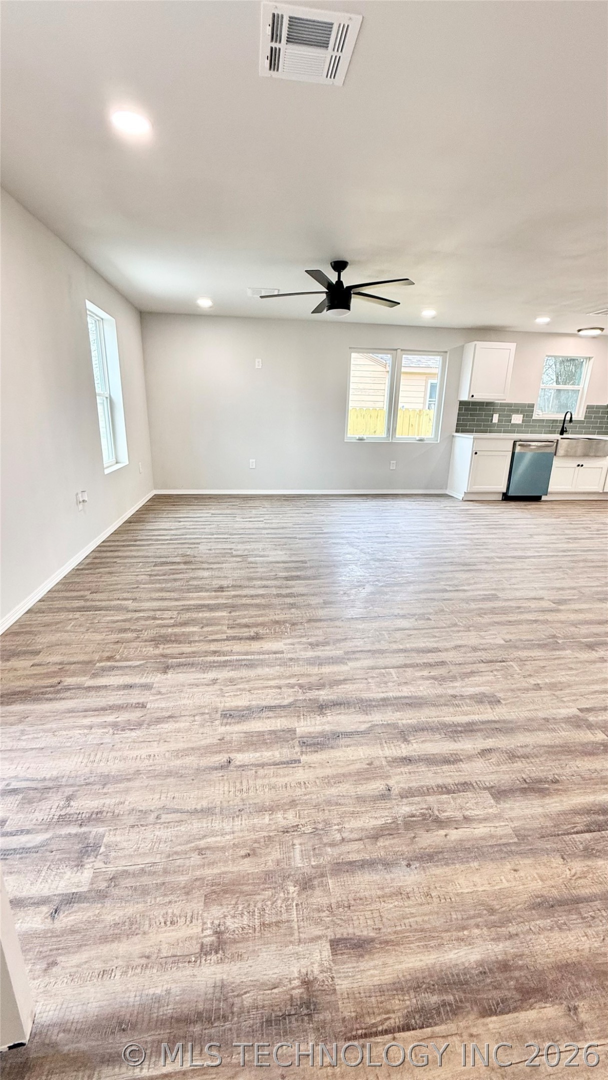 26 W Ash Place Property Photo 13