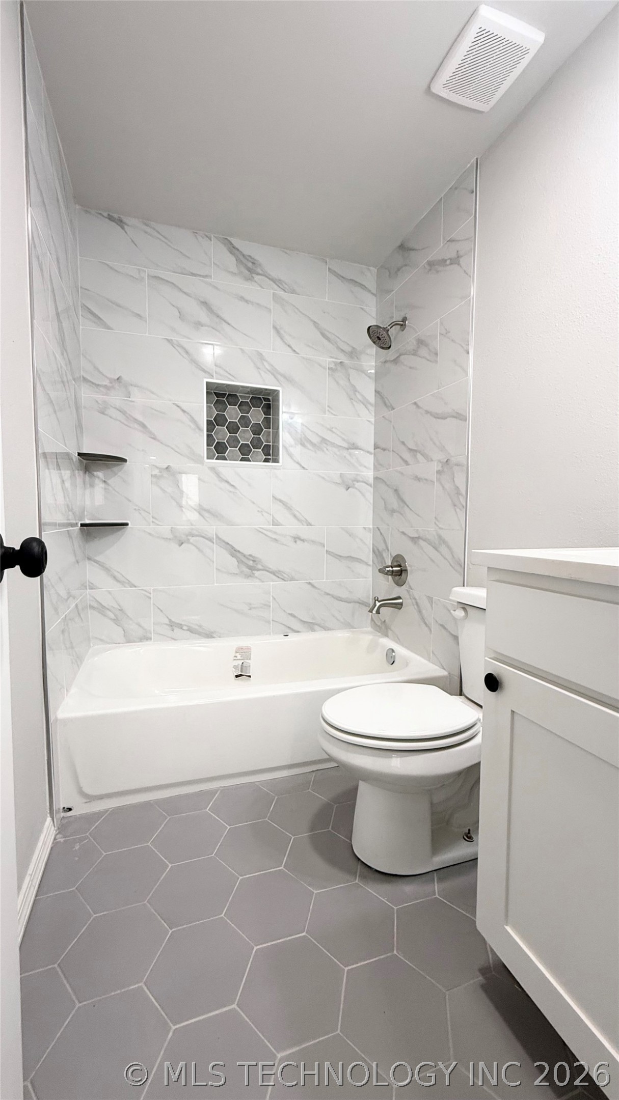 26 W Ash Place Property Photo 16