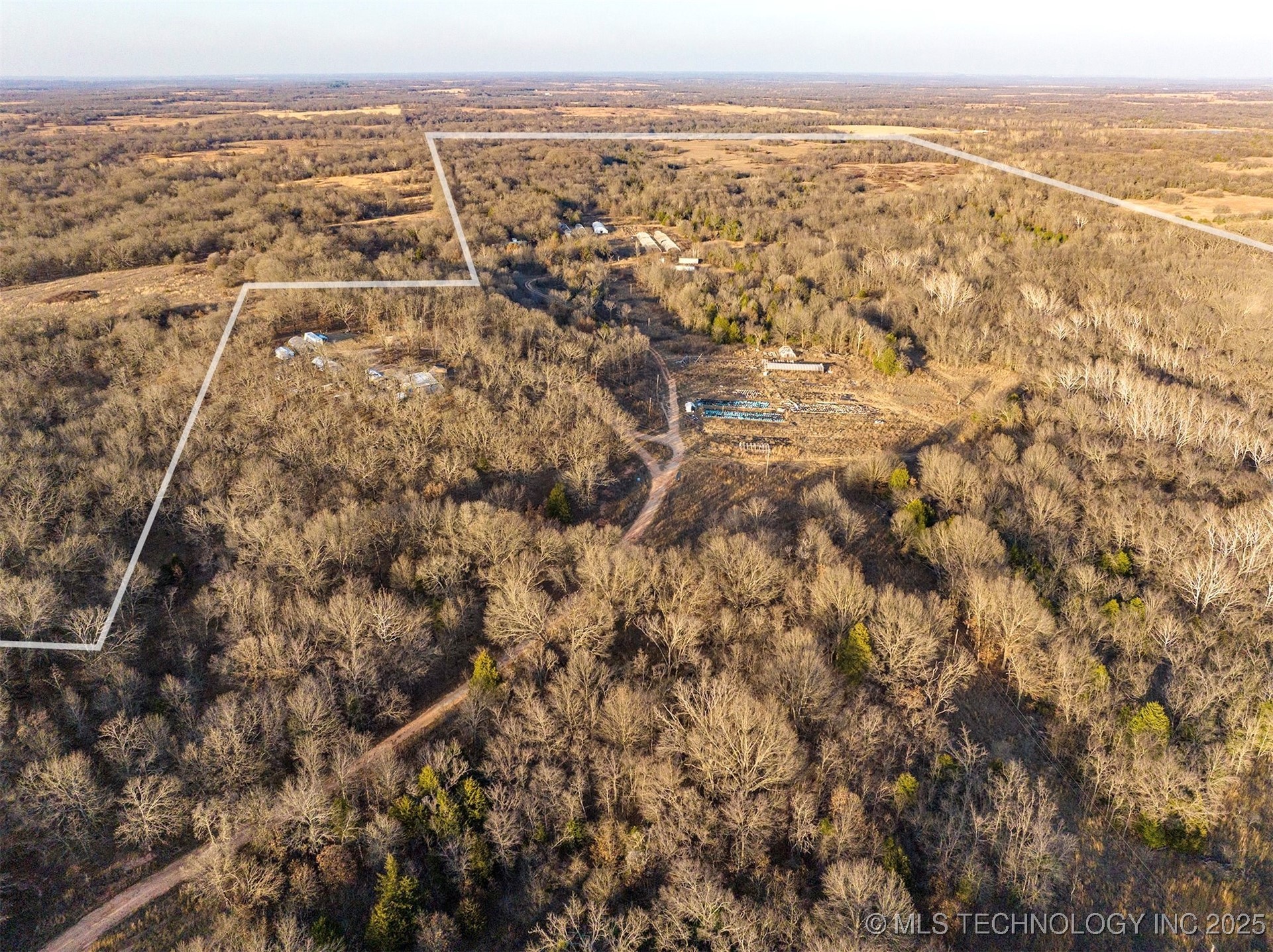 368100 E 1010 Road Property Photo 1