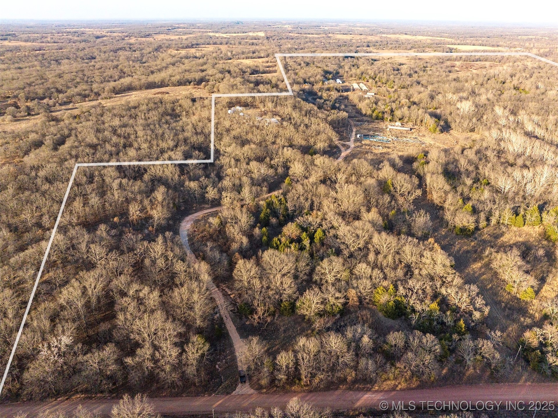 368100 E 1010 Road Property Photo 2