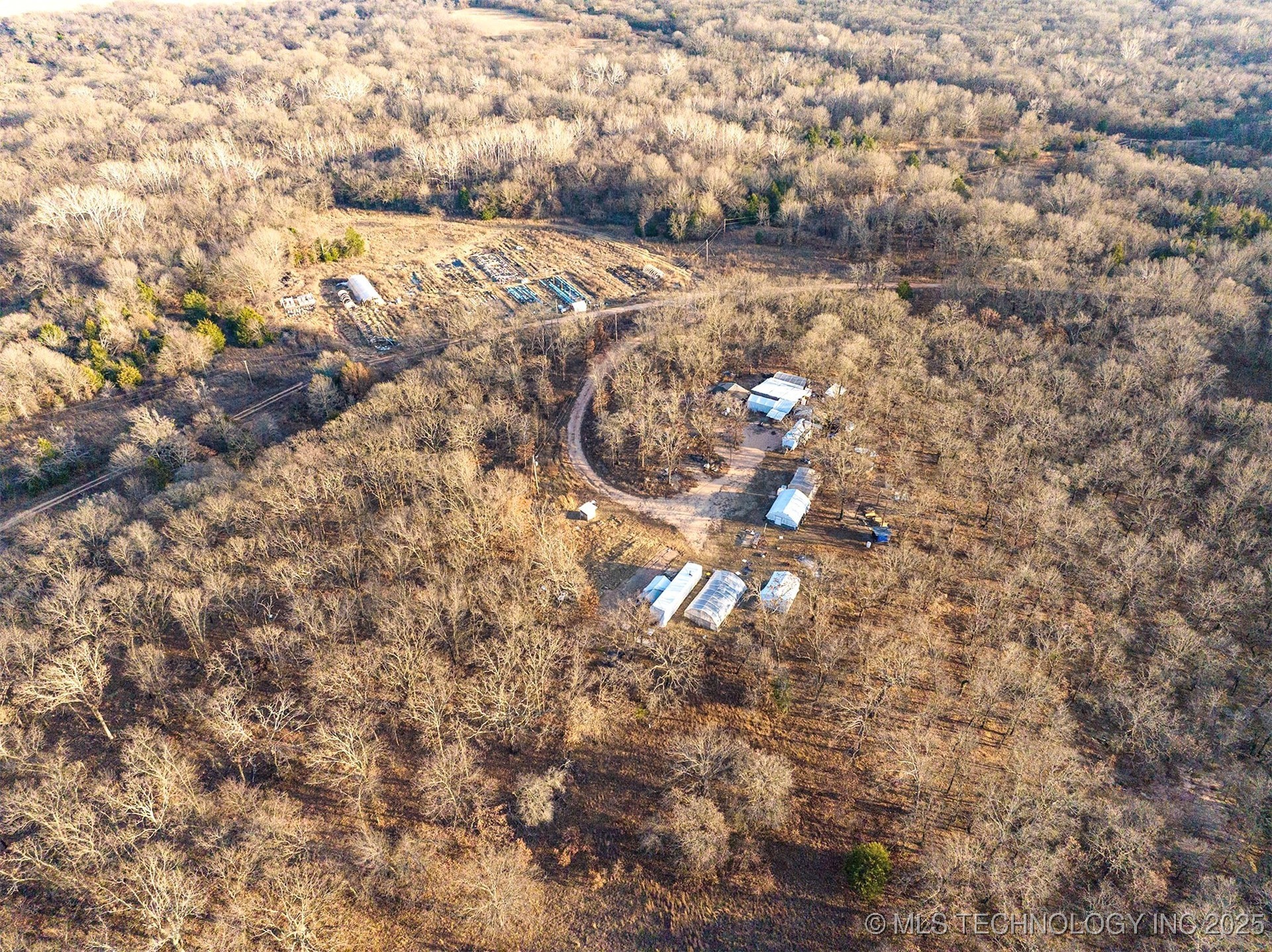 368100 E 1010 Road Property Photo 5