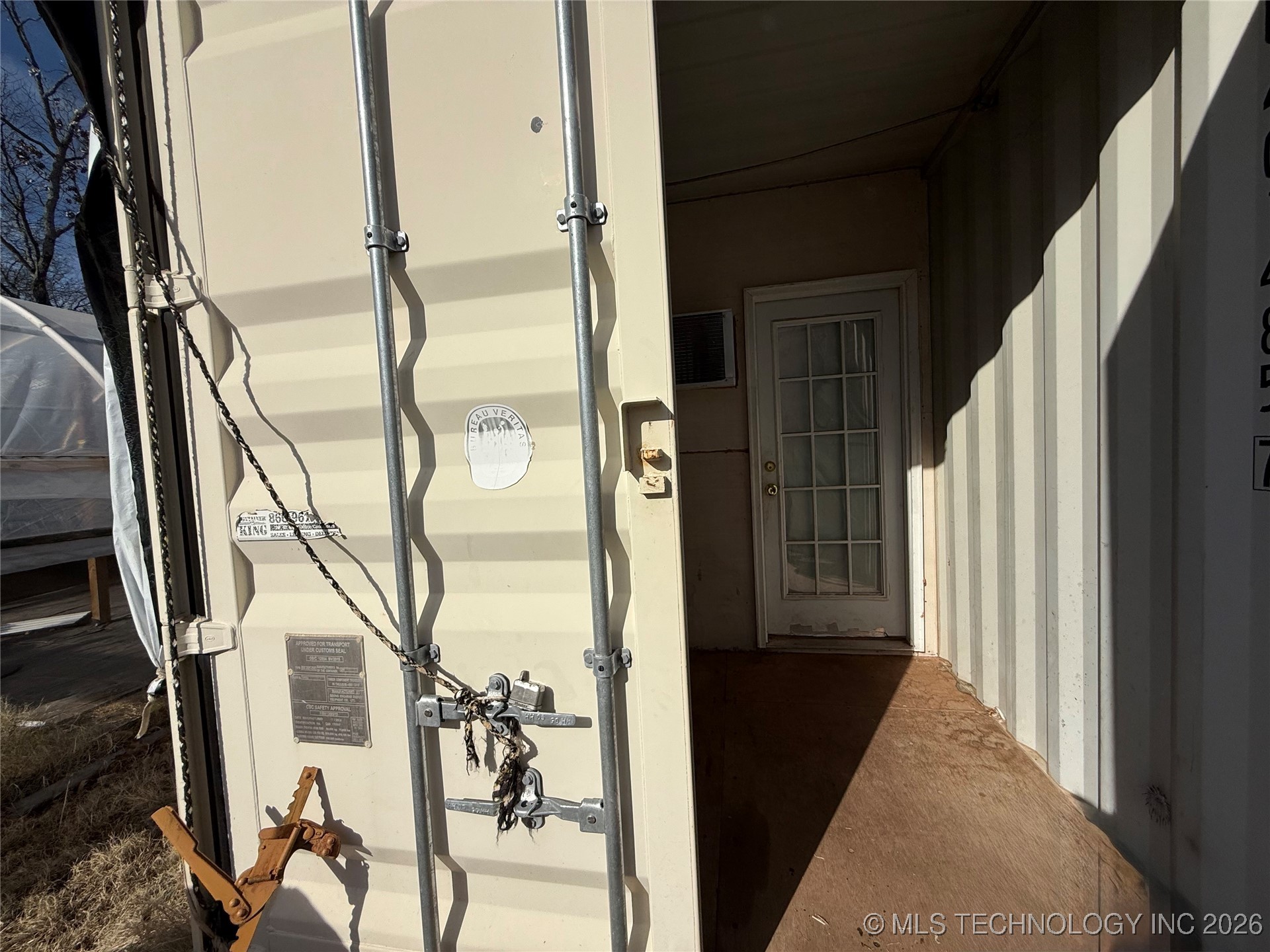 368100 E 1010 Road Property Photo 17