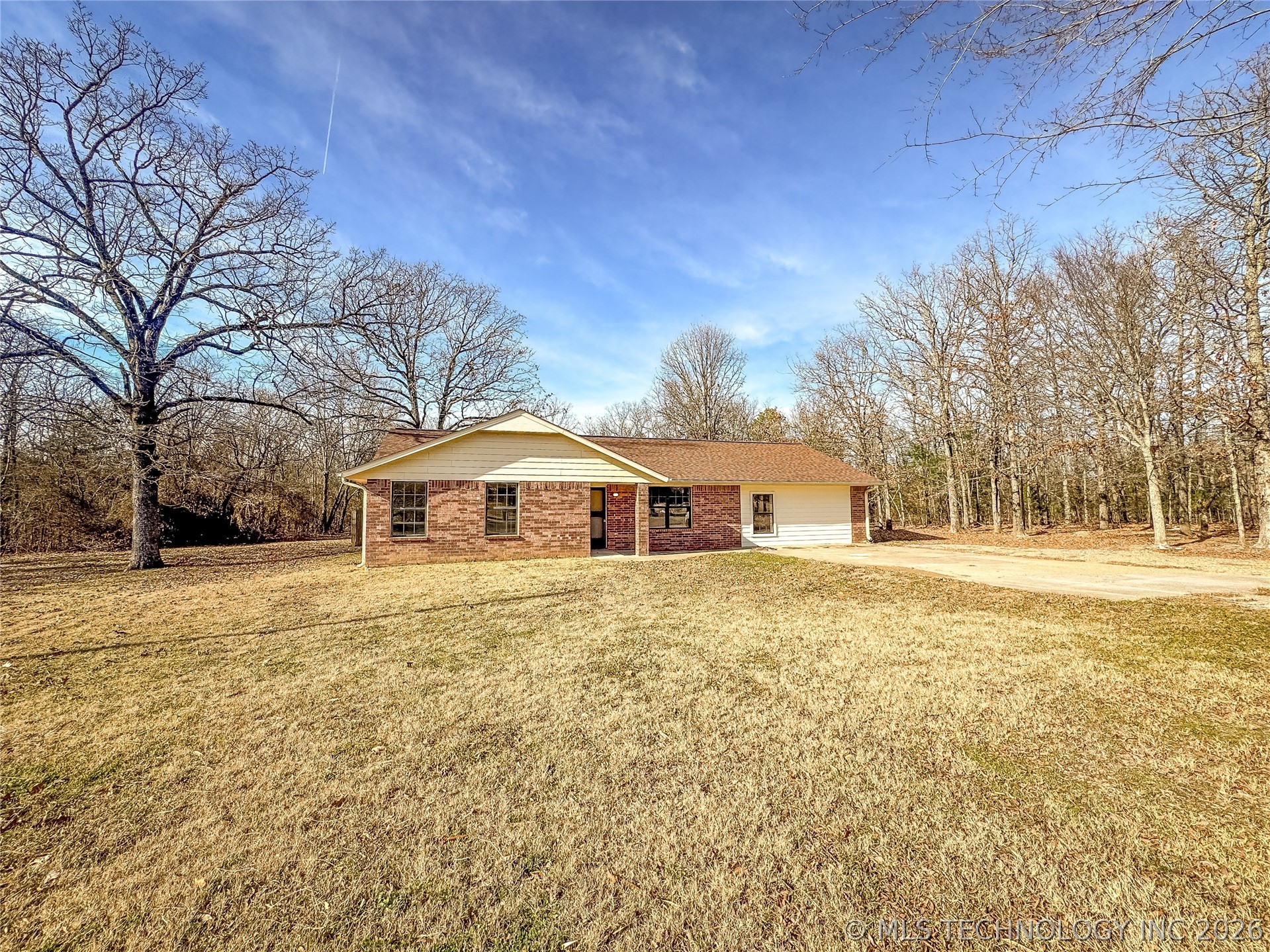 24536 E Woodland Road Property Photo 1