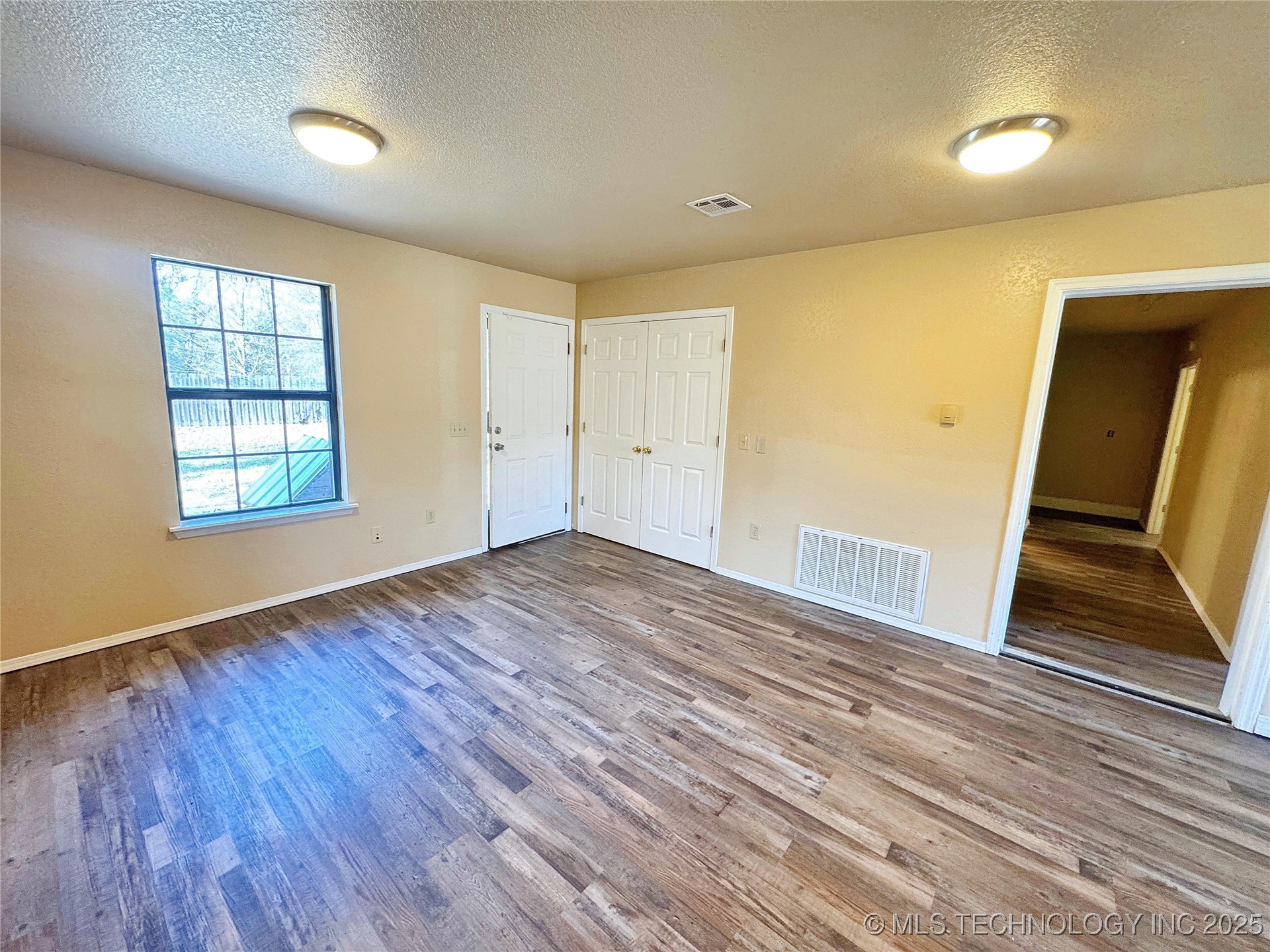 24536 E Woodland Road Property Photo 13