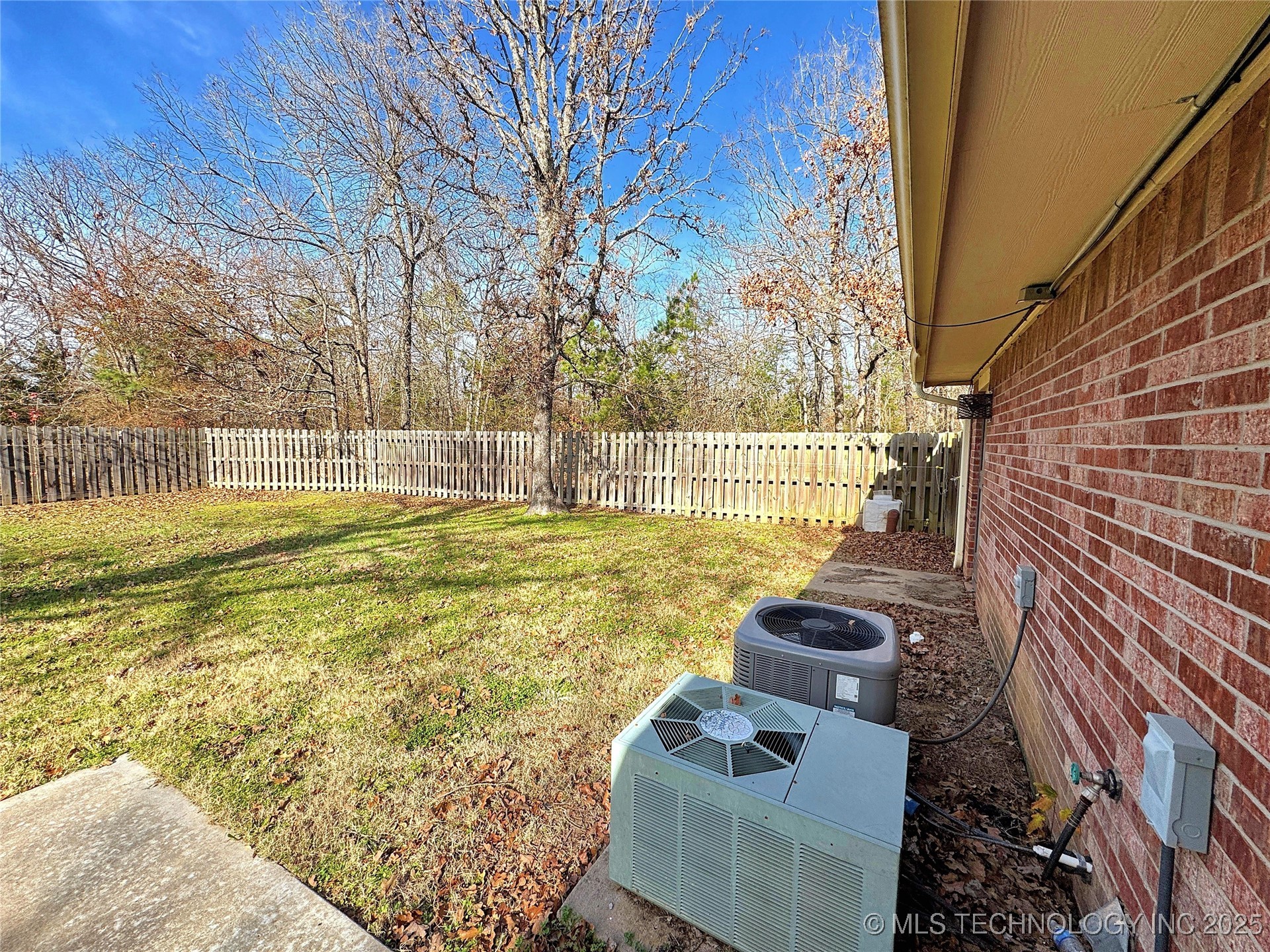 24536 E Woodland Road Property Photo 38