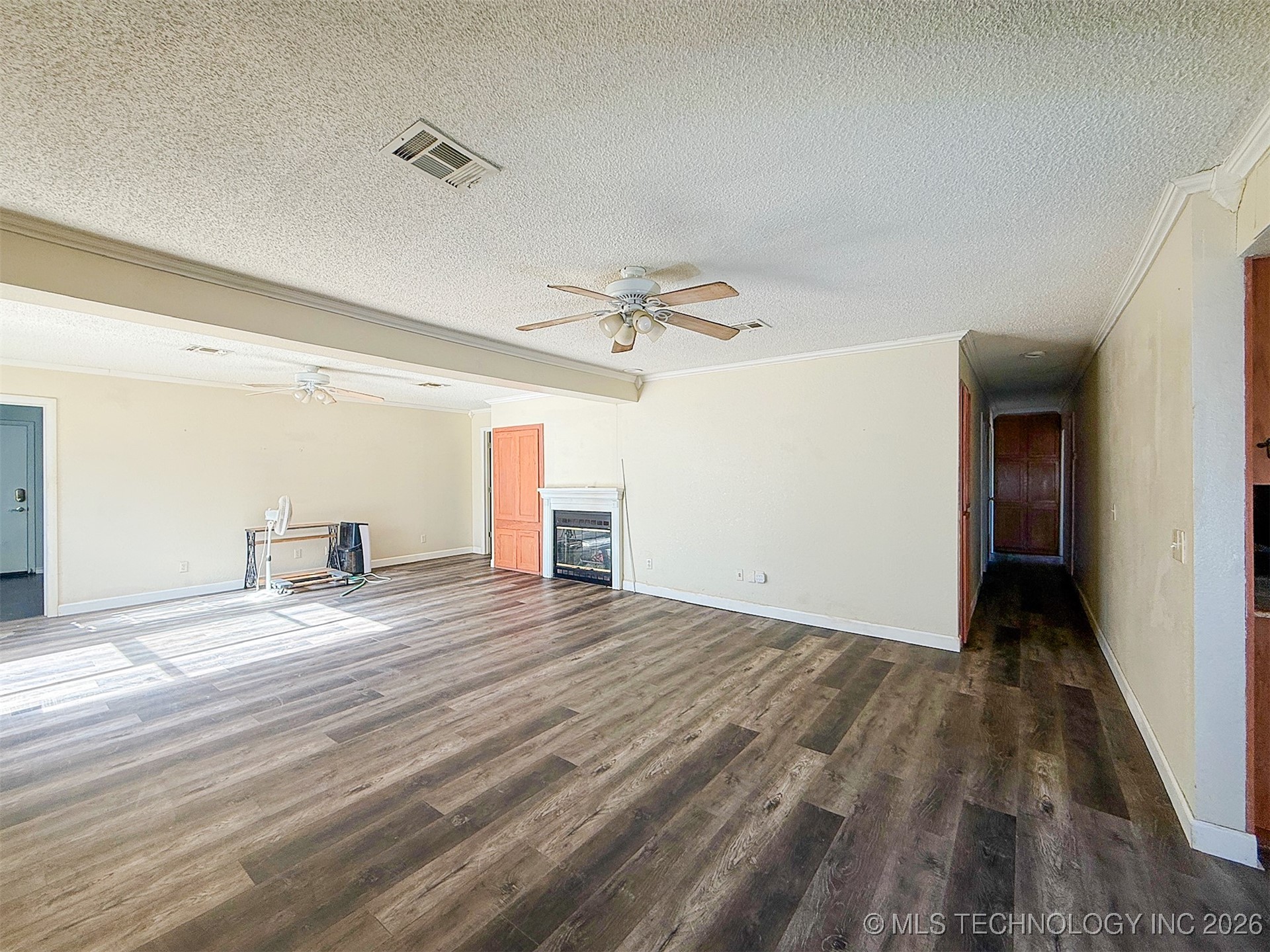 1231 W Easy Street Property Photo 17