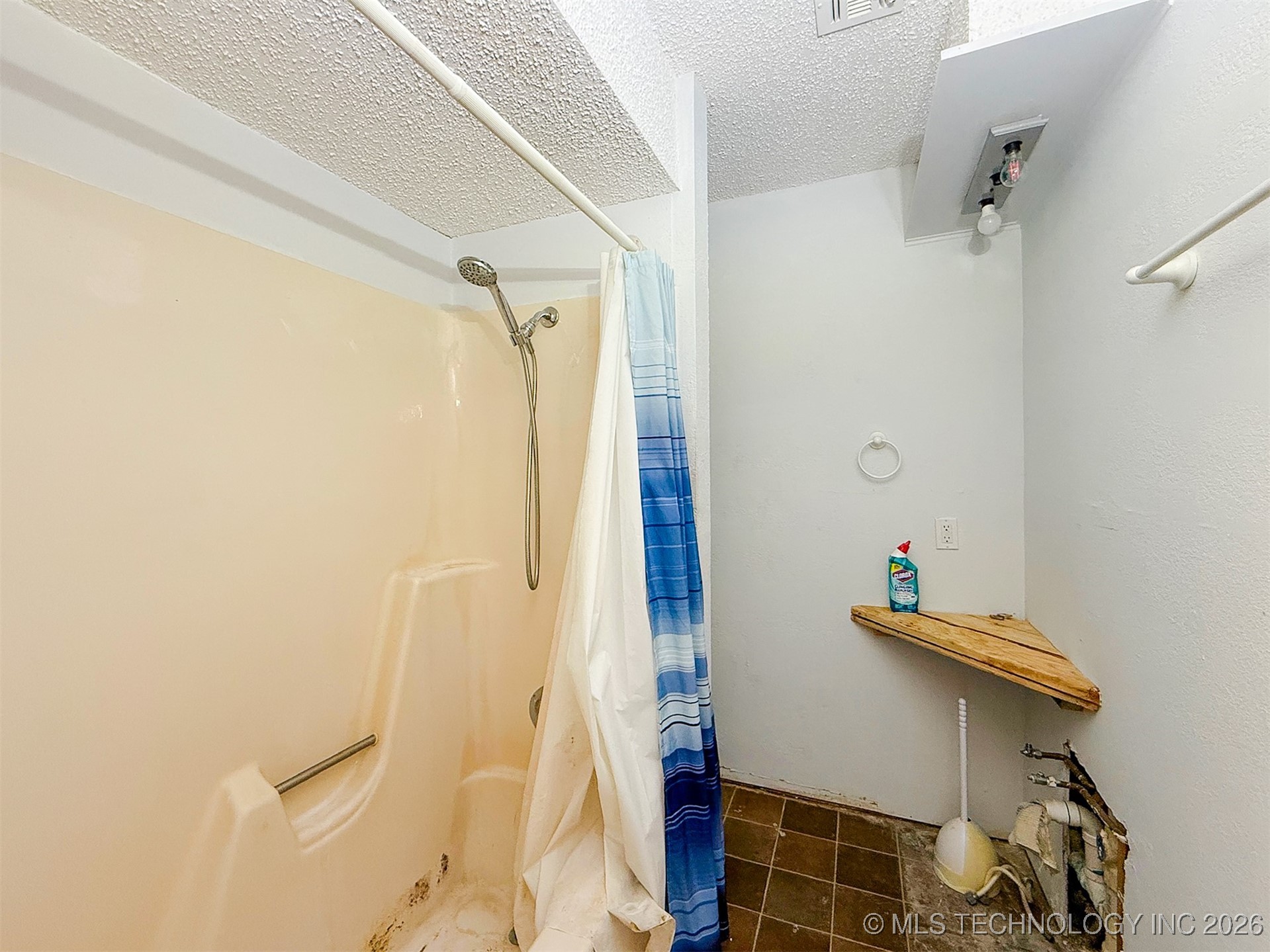 1231 W Easy Street Property Photo 21