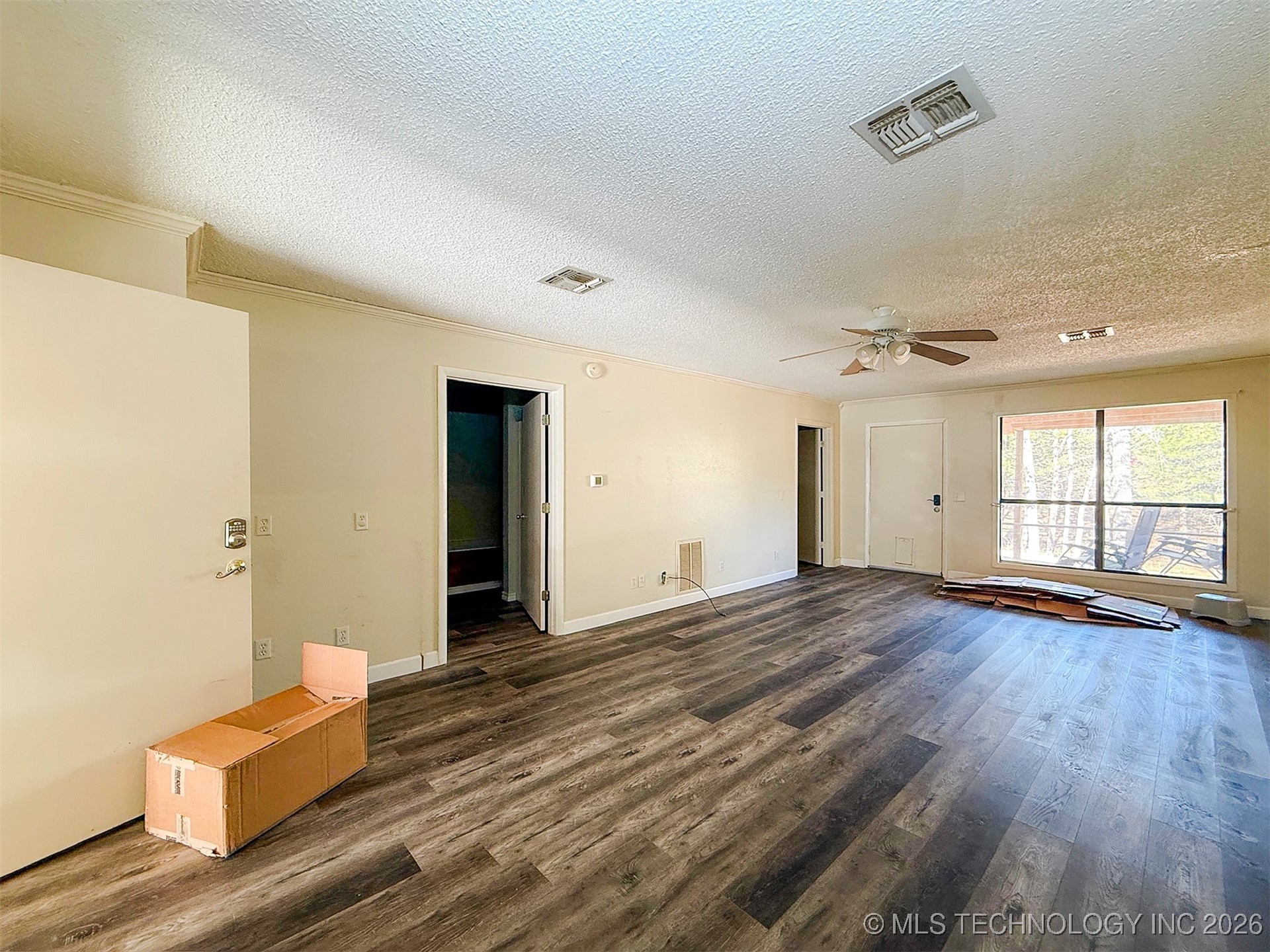 1231 W Easy Street Property Photo 24