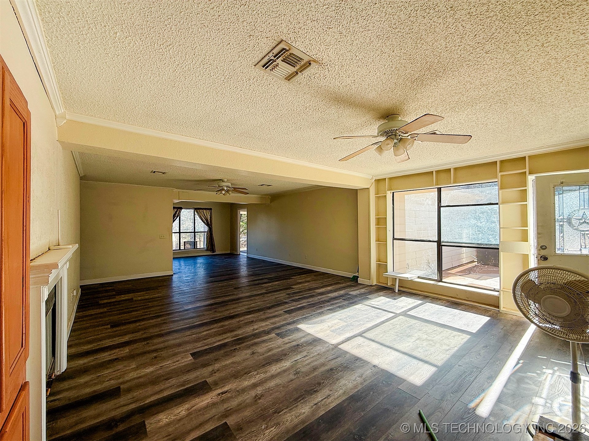 1231 W Easy Street Property Photo 28