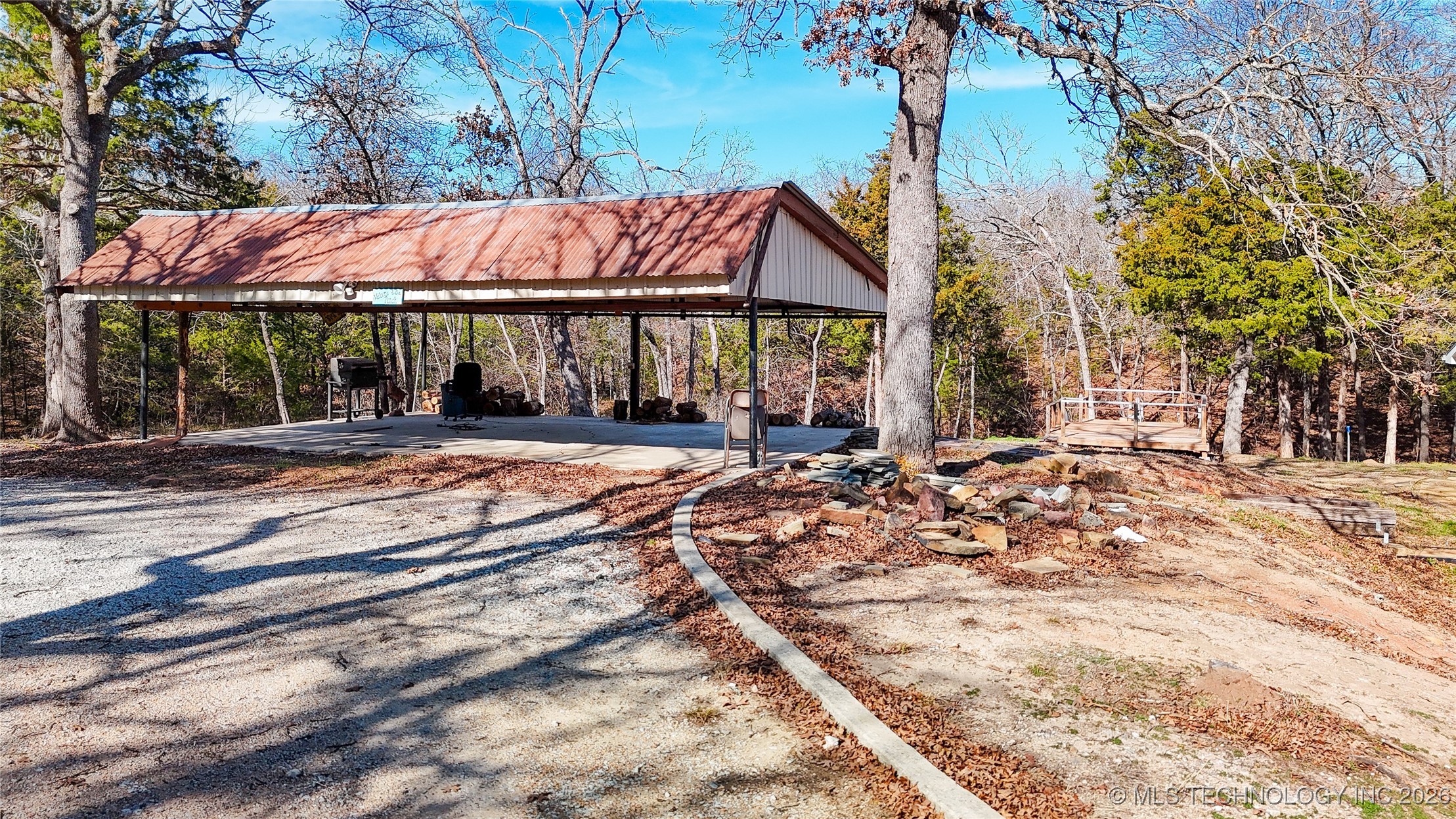 1231 W Easy Street Property Photo 36