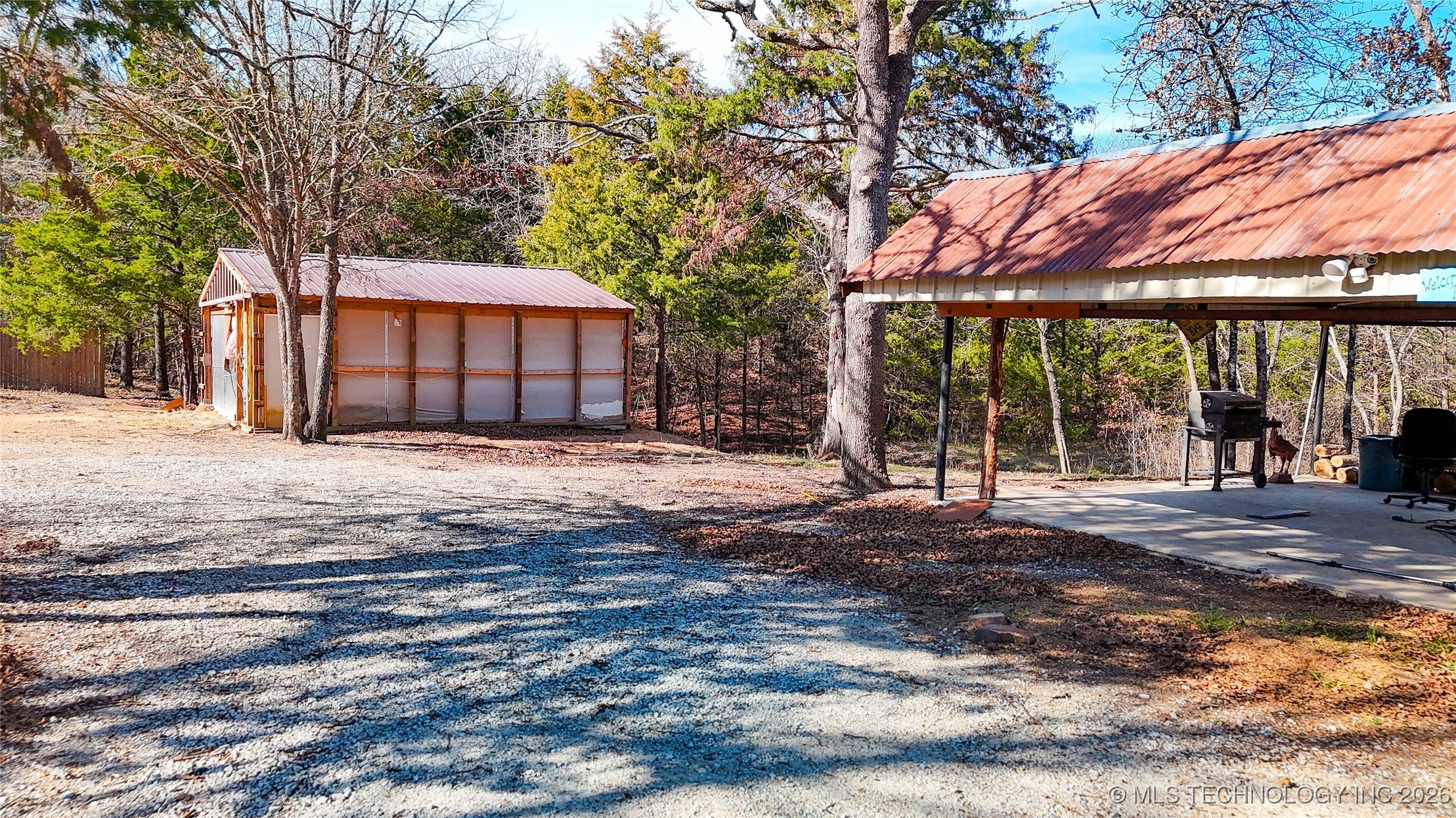 1231 W Easy Street Property Photo 37