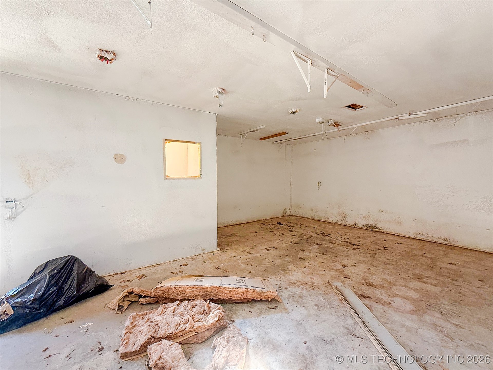 1231 W Easy Street Property Photo 41