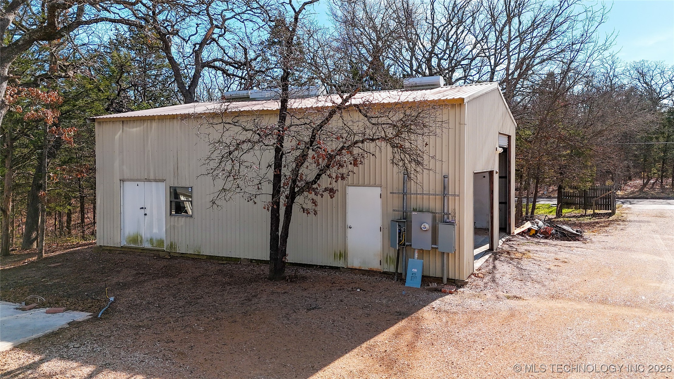 1231 W Easy Street Property Photo 42